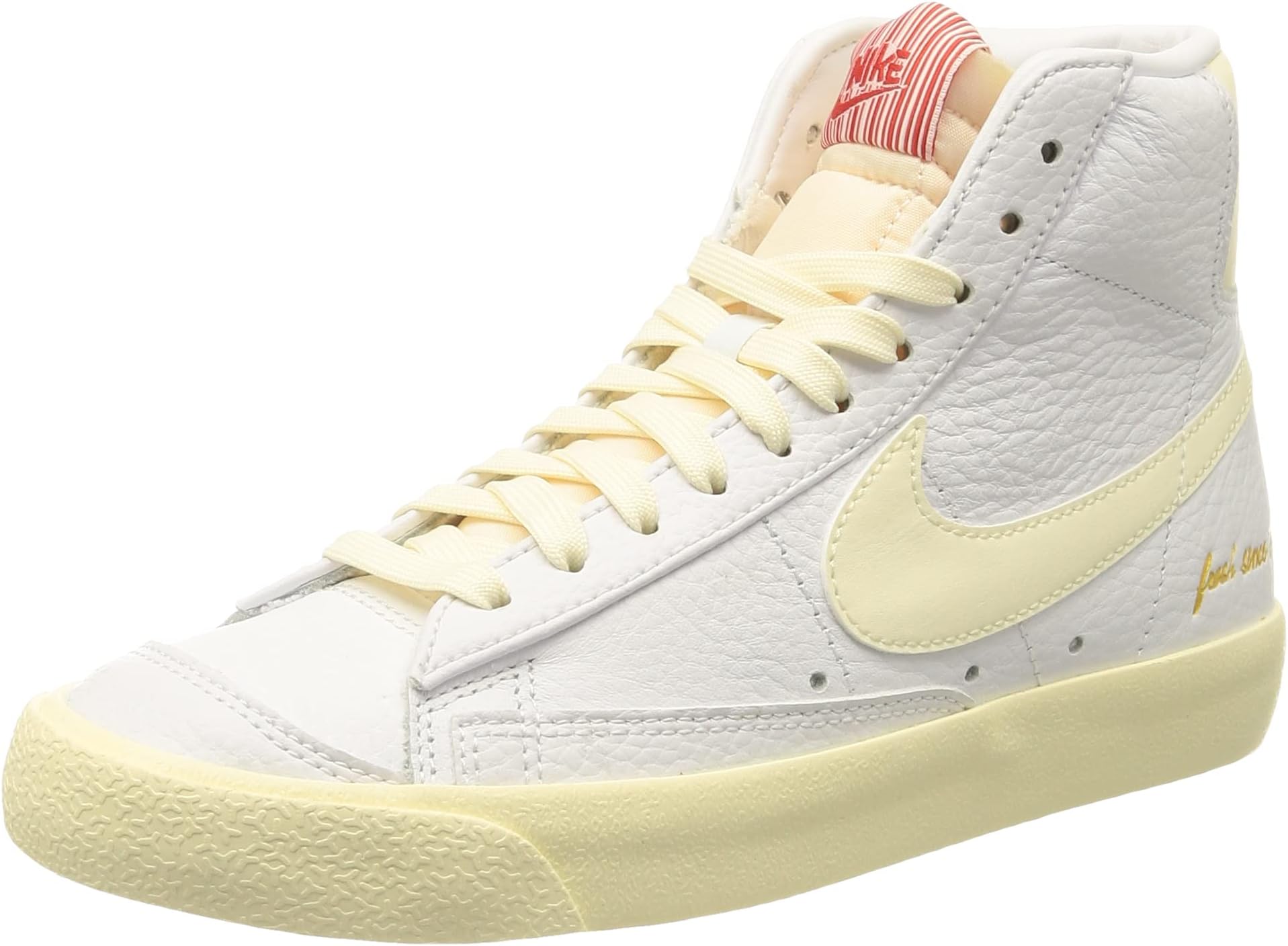Men's Basketball Shoe