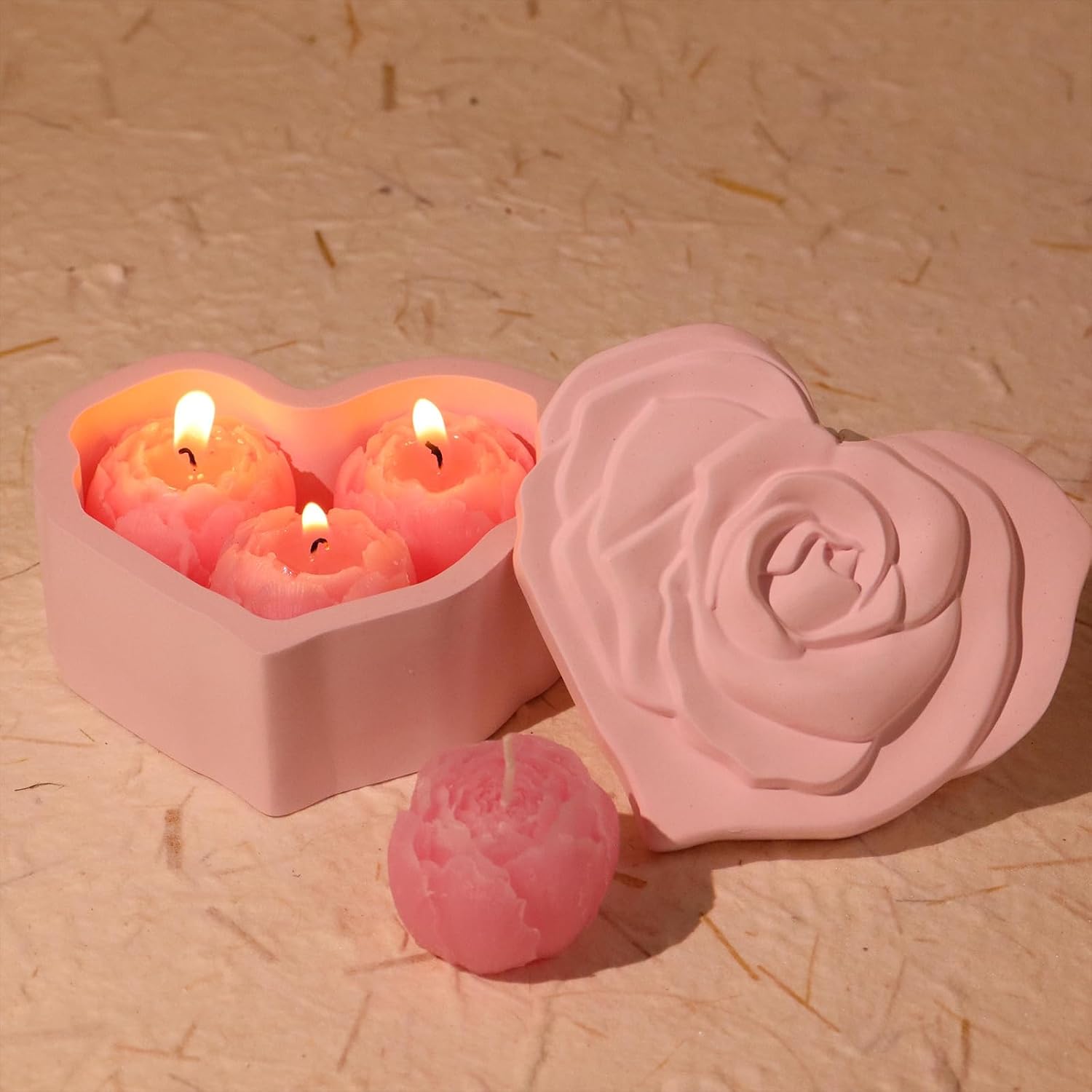 Heart Shape Box Silicone Storage Box with Lid, 3D Valentine Candle Holder Resin Casting Concrete Molds for Art Craft Making Valentine Party Décor