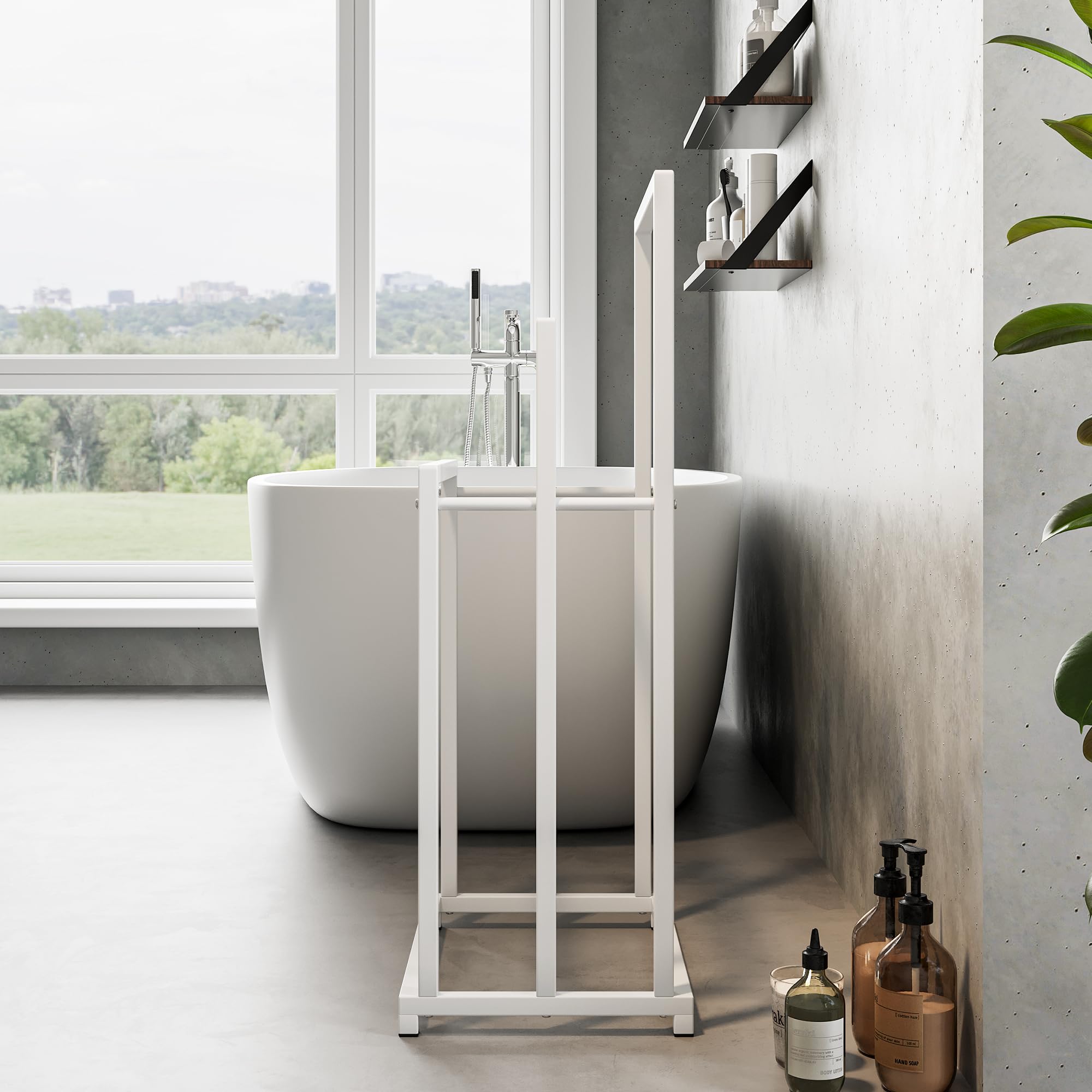 Porte-serviettes sur pied avec 3 barres porte-serviettes, porte-serviettes de salle de bain, en acier, blanc