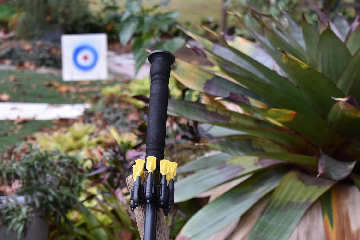 FSFF Stun Dart and Quivers .625 Bore Blowgun Big 103 Pack-50 Blunt Darts 50 Arrow Cones 3 quivers Whisper Dart fletched Accurate High Visibility White and Yellow Cones FSFF Stun Darts
