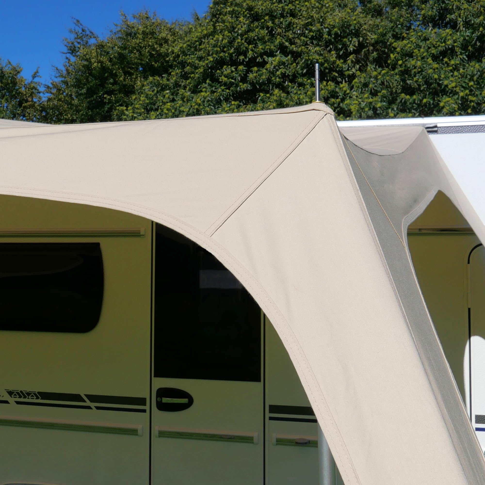 your GEAR Scilla TC Caravan Tarp 400 x 250 cm - Sonnensegel für Wohnwagen oder Wohnmobil aus Baumwolle, wasserdichtes Sonnendach mit Alu Aufstellstangen, UV 50+ Sonnenschutz, 7 & 5 mm Keder