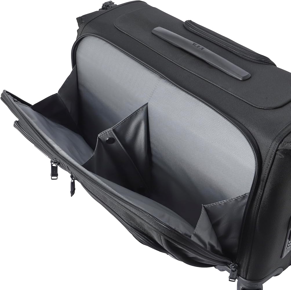 希少　トゥミ　キャリー バッグ　22030D4 ガーメント キャスター付き 希少 トゥミ キャリー バッグ 22030D4 ガーメント キャスター