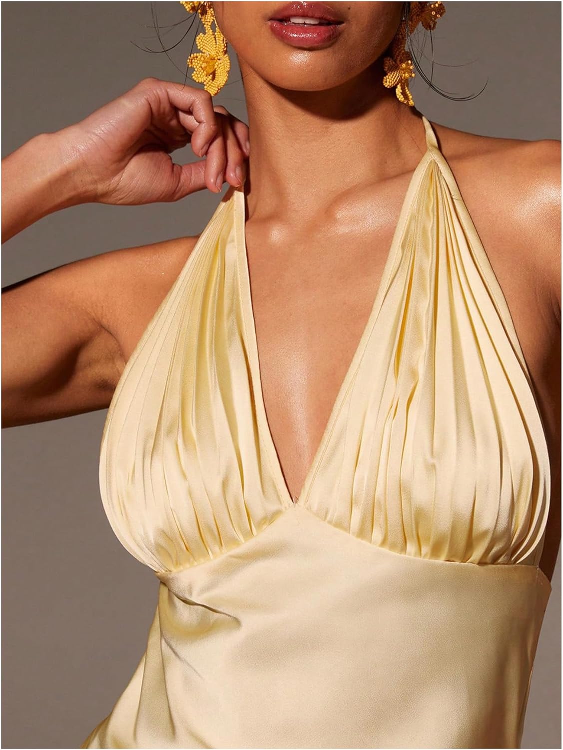 Women's Elegant Satin Backless Party Halter Tops Ruched Bust V Neck Sleeveless Tank Top - Image 4