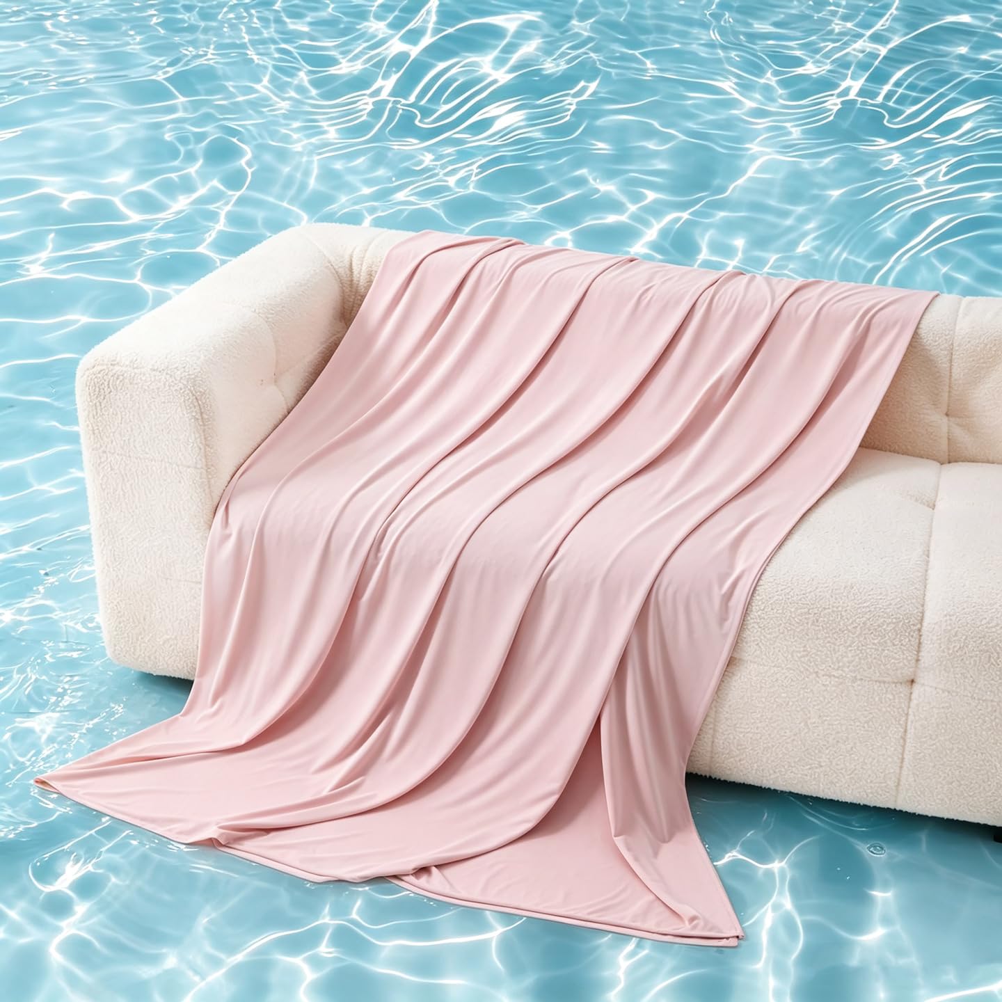 Couverture rafraîchissante rose : fini les nuits trop chaudes grâce au tissu léger