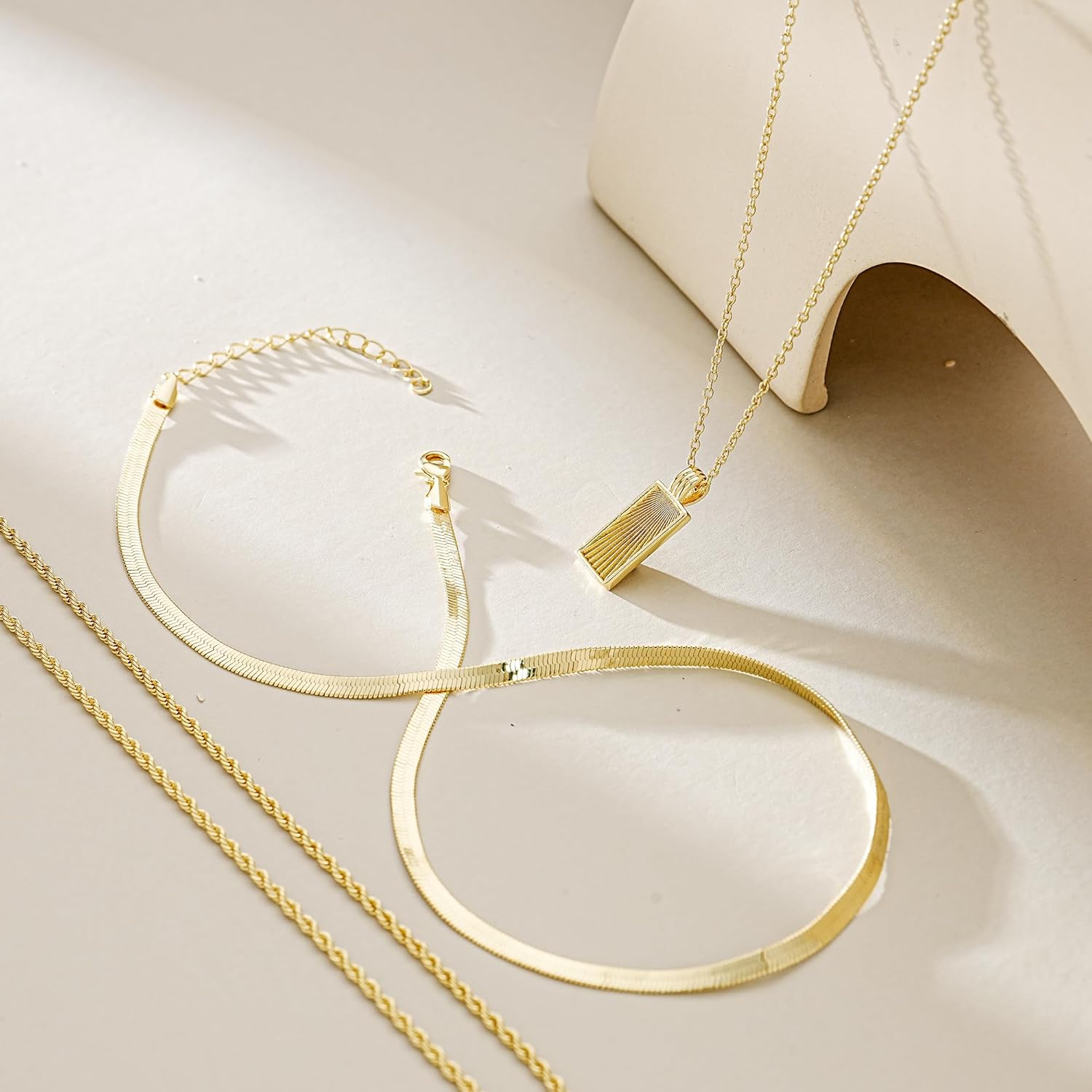 YOIHUR Layered Gold Necklaces for Women,14K Gold Plated Dainty Stackable Stack Choker Necklaces for Women Trendy Layering Pendant Chain Necklace Set Gold Jewelry for Women Gifts - Image 7