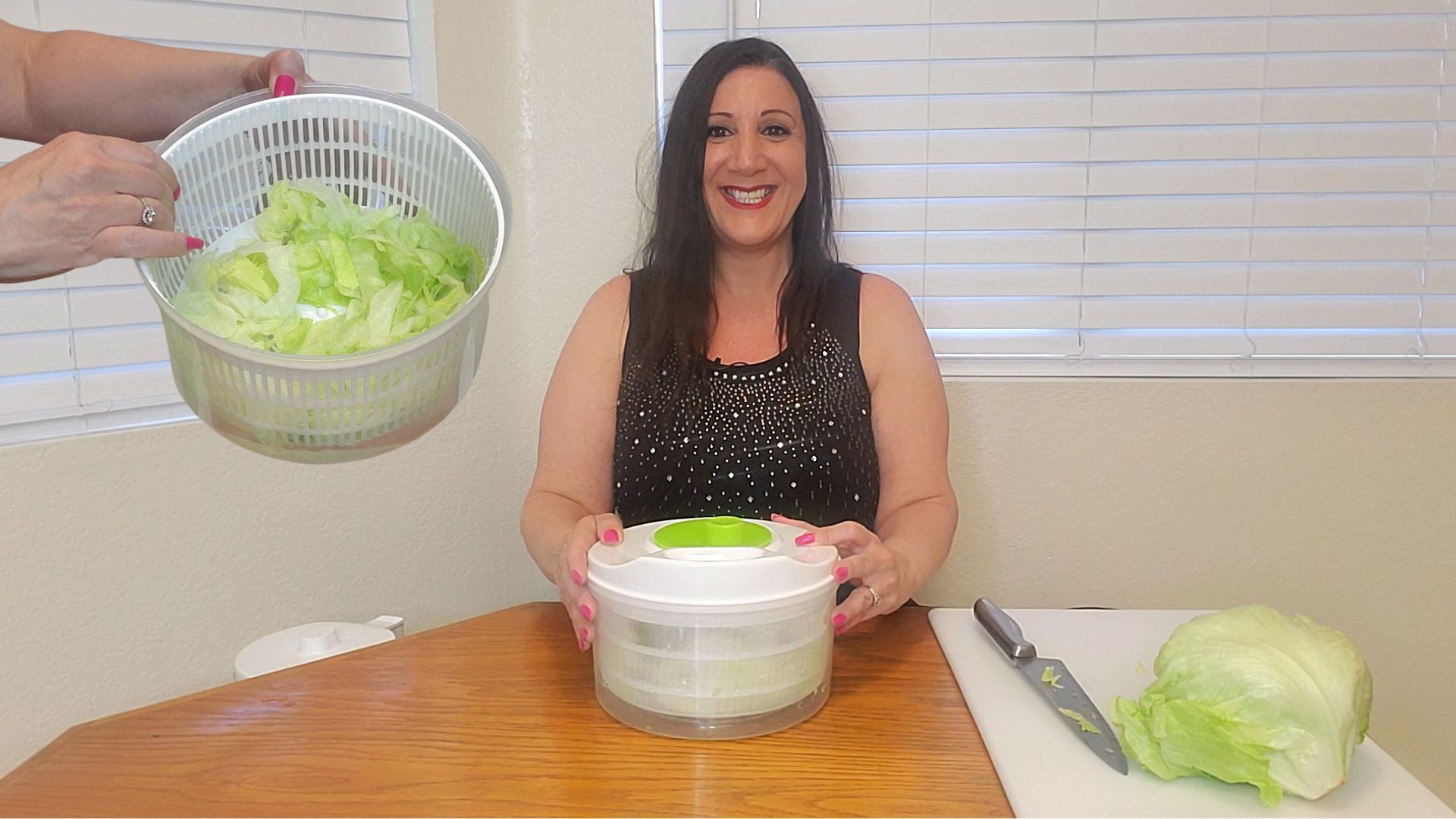 How To Use A Salad Spinner For Lettuce, Veggies and Fruit