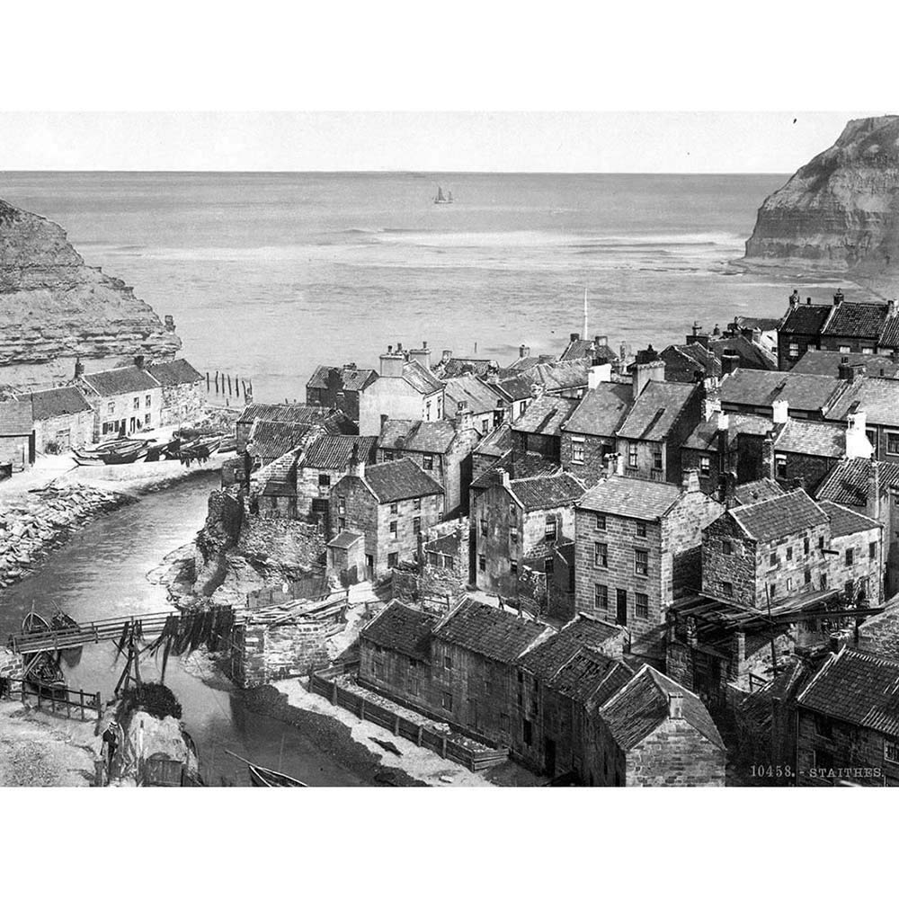 Wee Blue Coo Whitby Staithes Yorkshire England Old BW Art Print Poster Wall Decor 12X16 Inch
