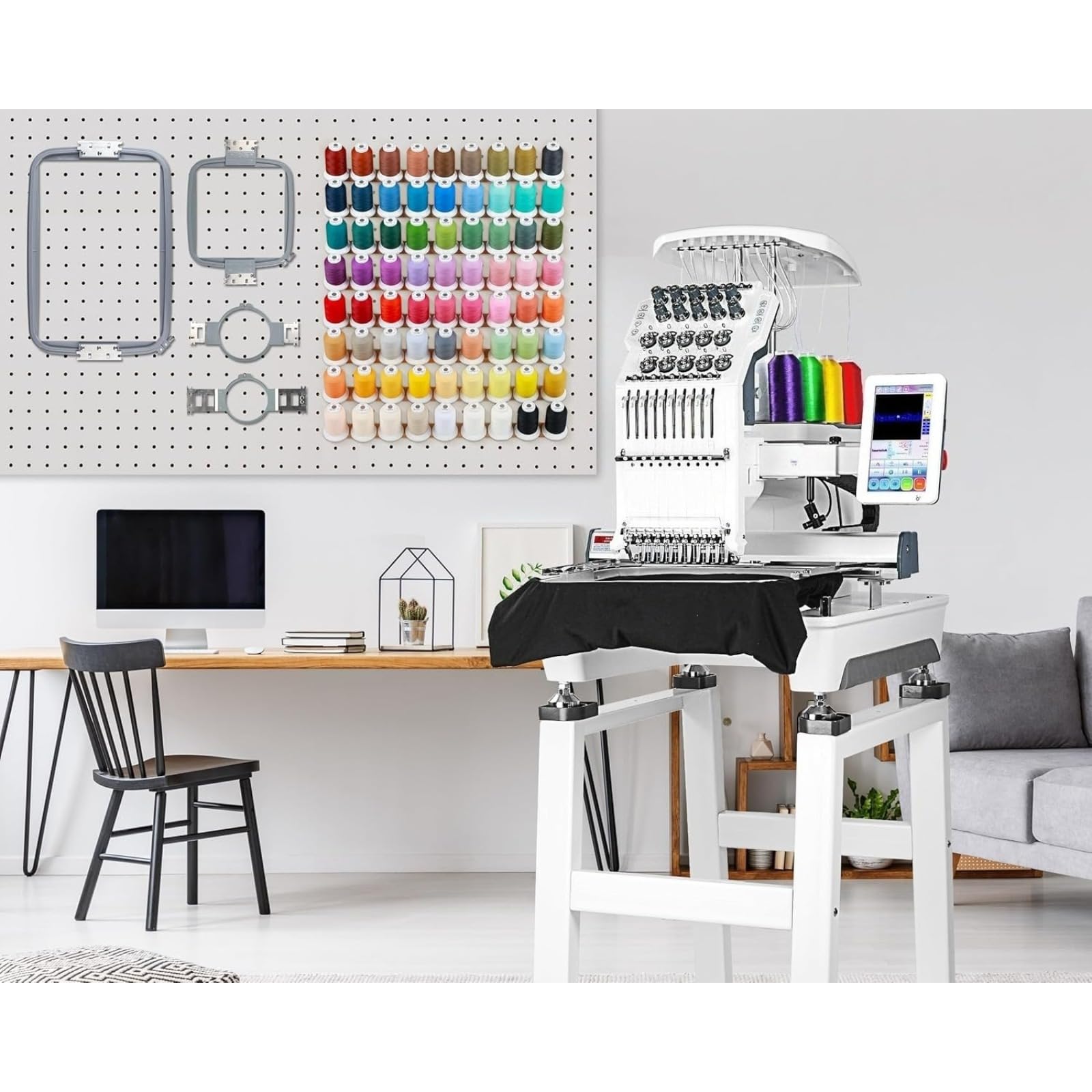 Macchina da ricamo industriale per impieghi gravosi Multi ago Macchina da ricamo computerizzata per cuciture piatte con logo, cambio automatico di colore touch screen intelligente per ordini