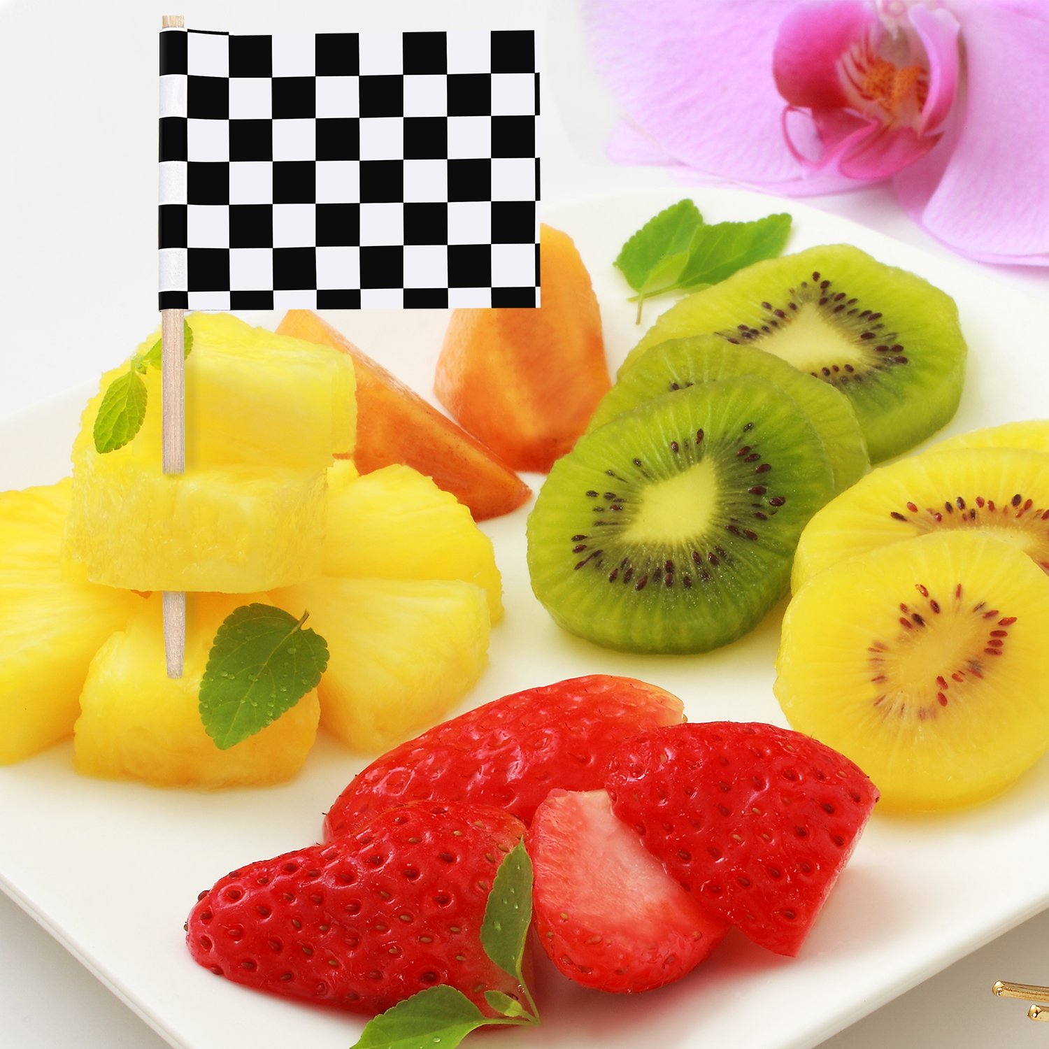 100 Pieces Checkered Flag Toothpicks Racing Flag Cupcake Topper Picks and 100 Pieces Racing Flag Cupcake Wrapper Liner Paper Baking Cup Covers for Cake Decorations