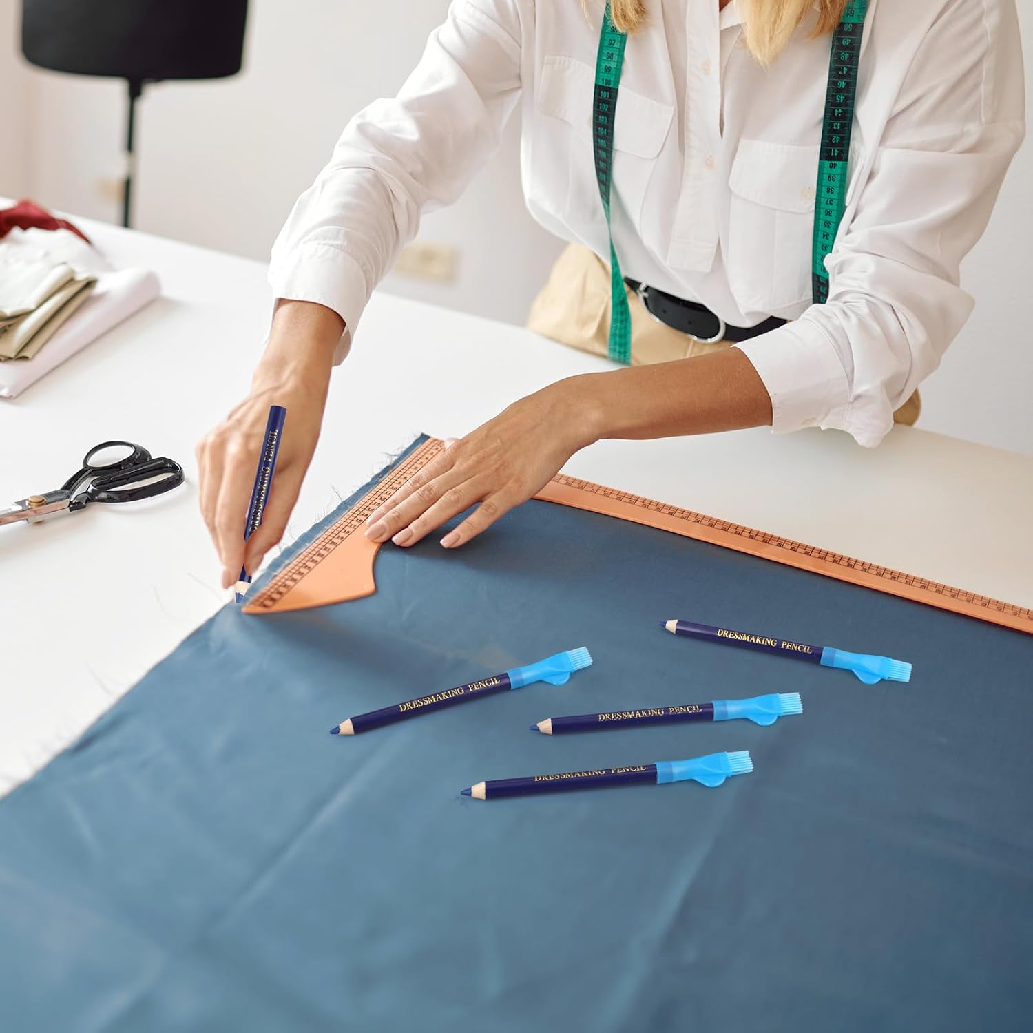 7pcs Sewing Fabric Marker Pen, Water Soluble Pencil with Tip Caps Durable Tailors Chalk Tracing Marking Tools for Quilting Notions Tailoring Embroidery DIY Essentials Crafts (Blue)