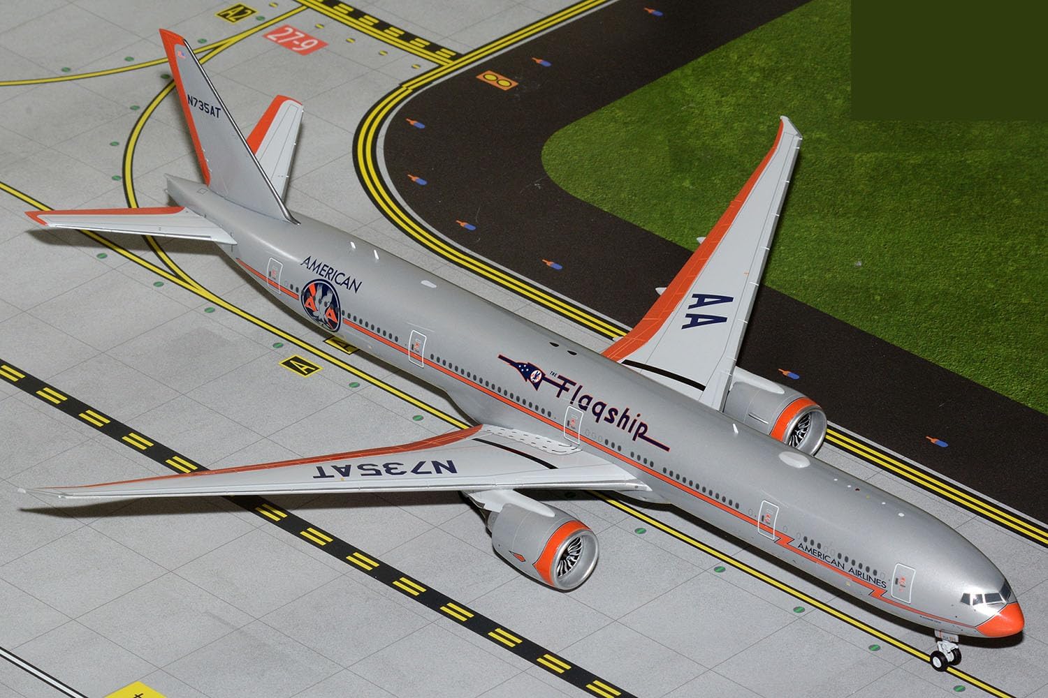 GeminiJets G2AAL1508 American Boeing 777-300ER (Flagship DFW) N735AT; Scale 1:200