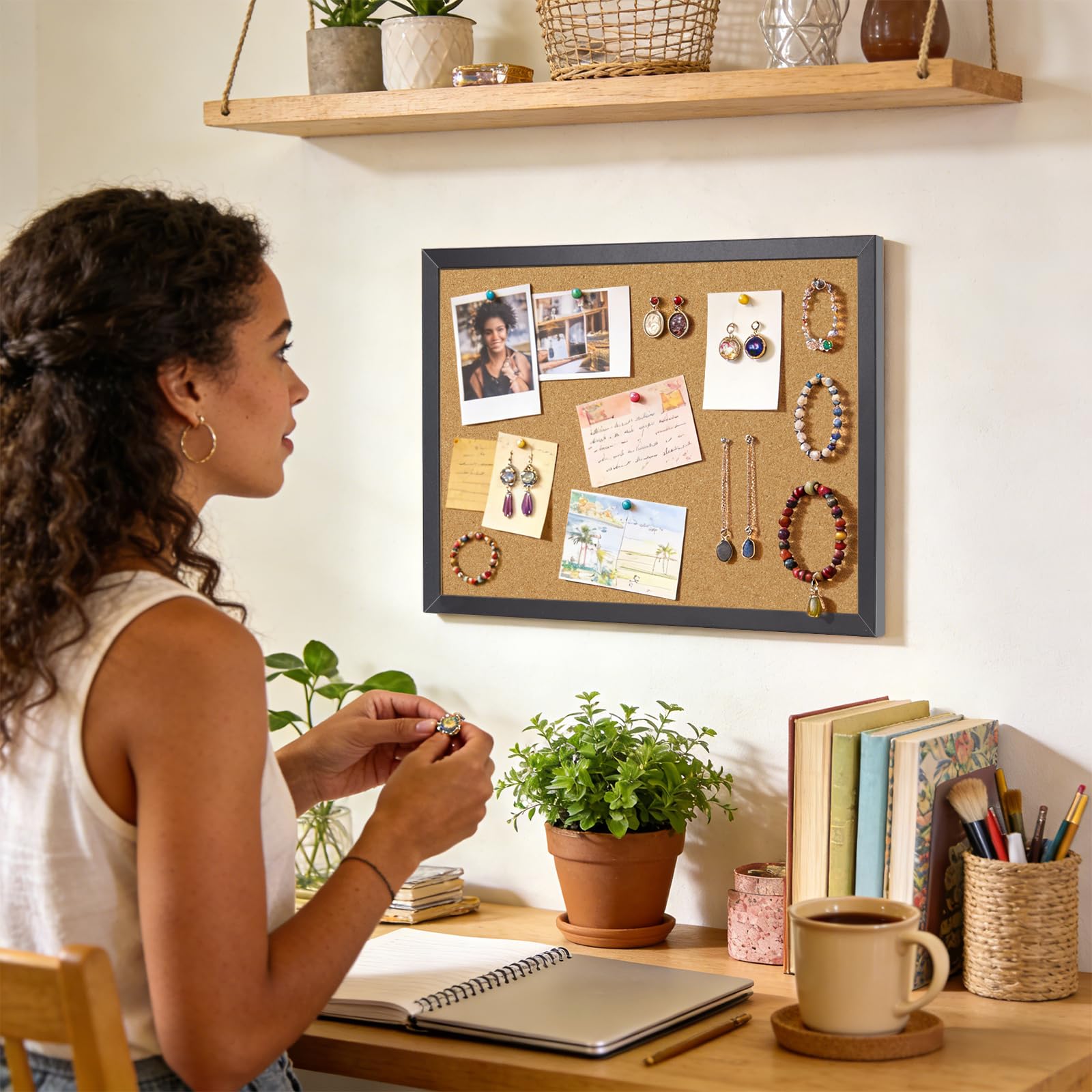 2 Stück Korktafel, 45 x 33,8 cm Pinnwand, gerahmte Korktafel, dekorative Pinnwand zum Aufhängen, Kork-Pinnwand, perfekt für Büro und Heimdekoration, Heimschule Nachrichtenbrett oder Sichttafel