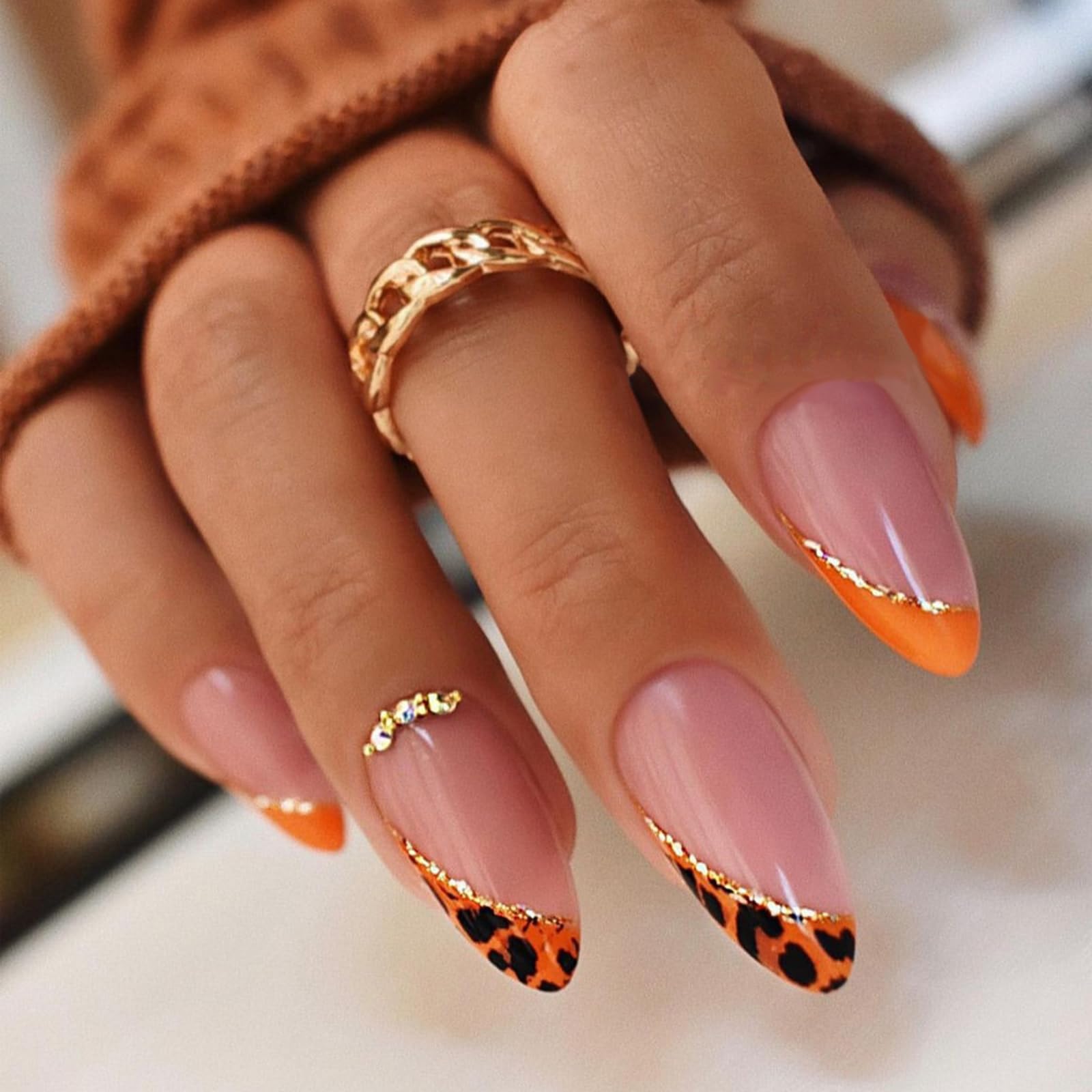 24 Pcs Nude Pink Press on Nails Short Almond - BHLFRH Fake Nails Press ons Leopard French Design Full Cover False Nails Glue on Nails Artificial Acrylic Nail Tips Art for Women Decorations