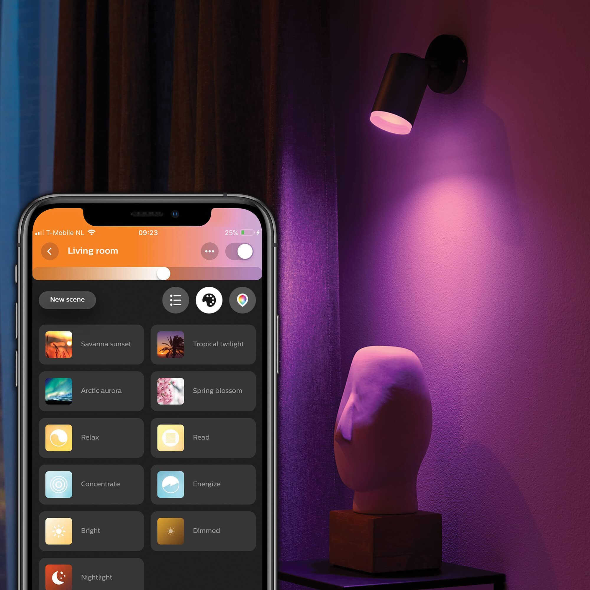 Philips Hue White and color ambiance Bluetooth 1 lampa punktowa Fugato, LED GU10, czarna, ściemniana, 16 mln kolorów, sterowanie za pomocą aplikacji, kompatybilna z Amazon Alexa (Echo, Echo Dot)
