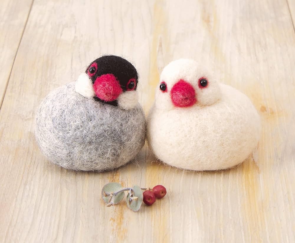 羊毛フェルト　参考 Amazon.co.jp: ハマナカ 羊毛フェルトキット ニードルフェルトで