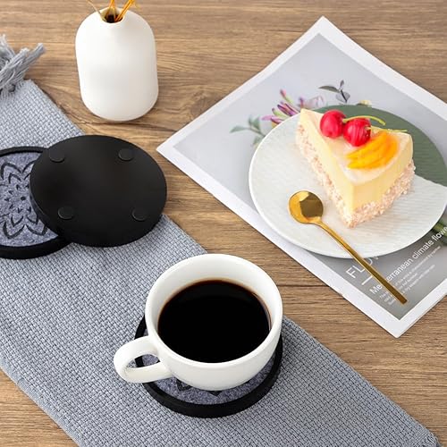 Miniatura 4 de Elegantes posavasos de madera negra con fieltro gris y soporte, juego de 6 posavasos de madera rústica de 4.33 pulgadas para protección de mesa de