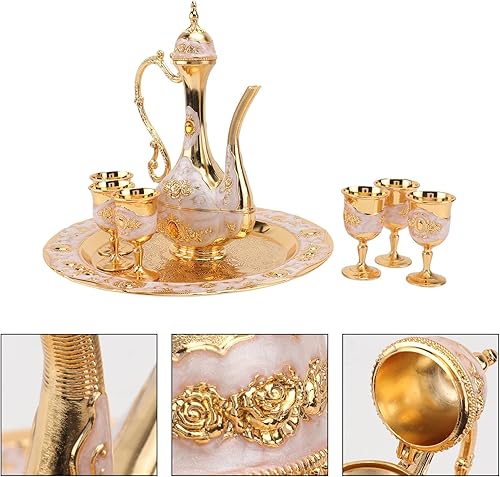 Miniatura 5 de PRETYZOOM Juego de decantador de vino pequeño decorativo con bandeja, tazas de vino de metal dorado y maceta para regalos de boda y decoración de