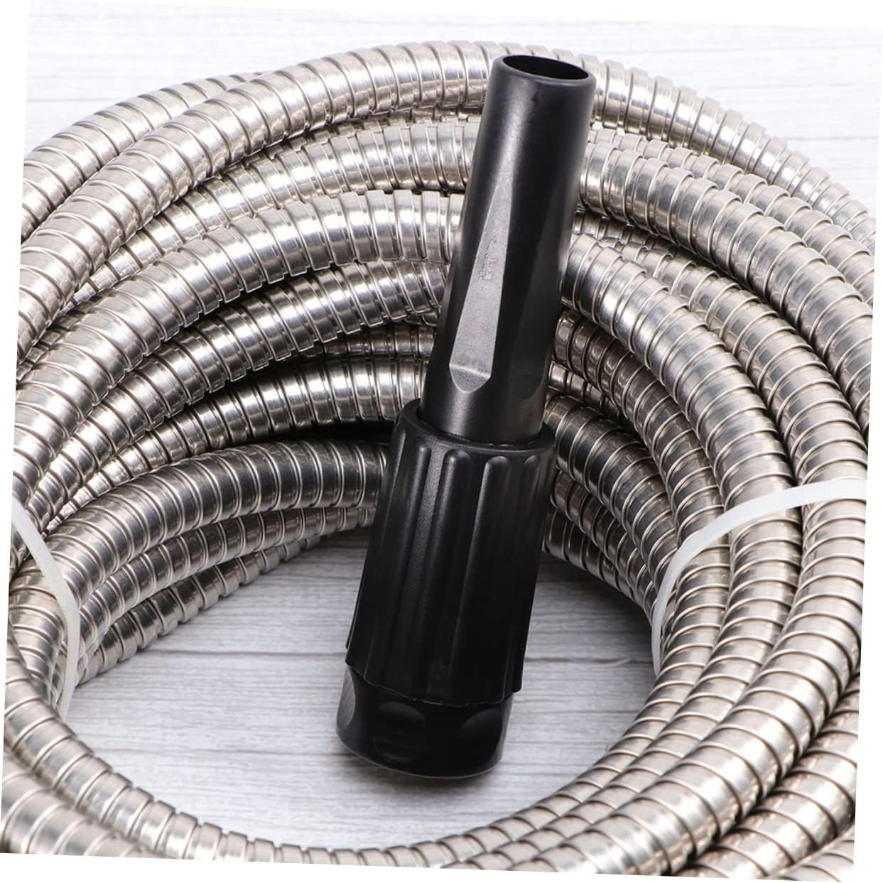 Telescopic Stainless Steel Garden Hose Flexible Watering Hose with Spray Nozzle Durable Leak Design for Outdoor Use for Lawn Plants and Car