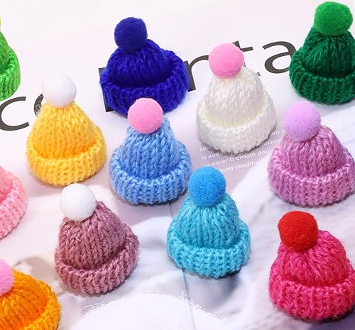 Miniatura 2 de PENTA ANGEL Mini sombreros de punto de Navidad 20 piezas de colores pequeños de lana de Papá Noel para muñecos de nieve colgantes de árbol de Navidad
