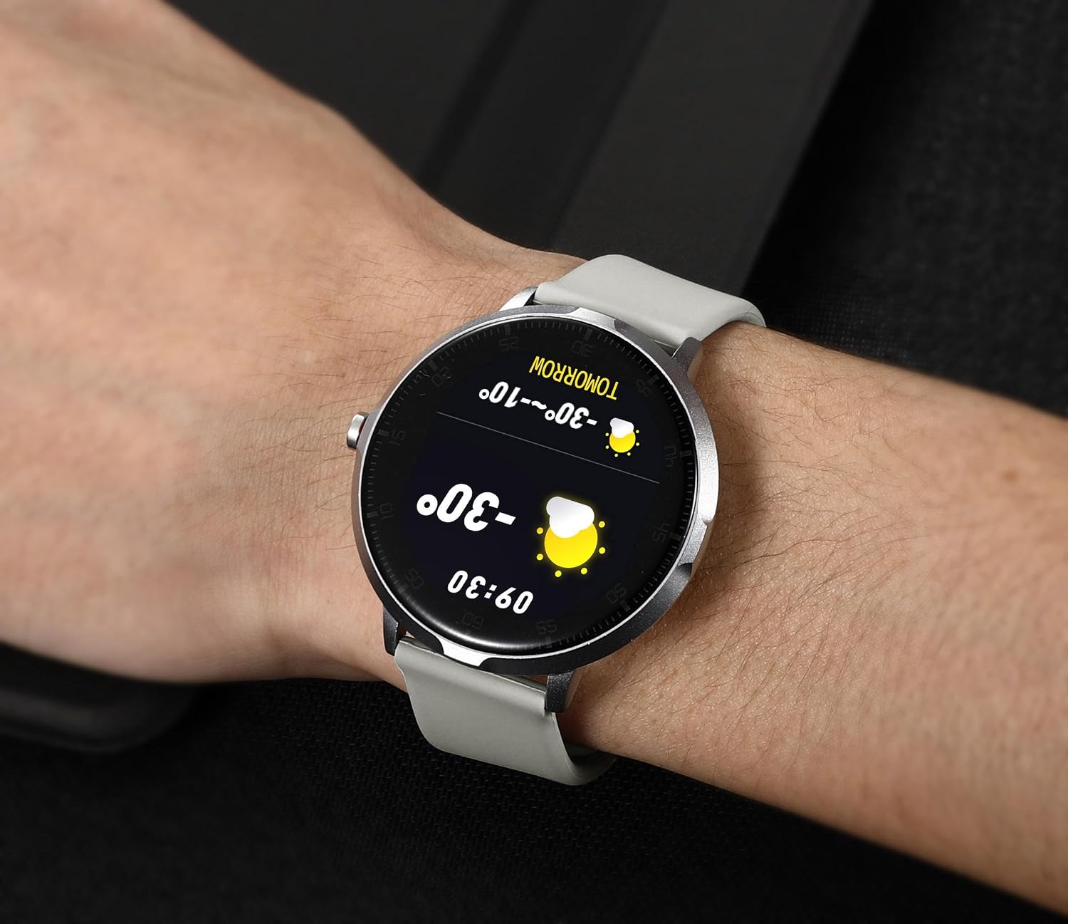 Emporia Watch Basic Smartwatch, Watch with Sleep Monitor, Heart Rate Monitor, Blood Oxygen Measurement & Blood Pressure Monitor, Includes Pedometer, Weather Forecast Function, for Men and Women