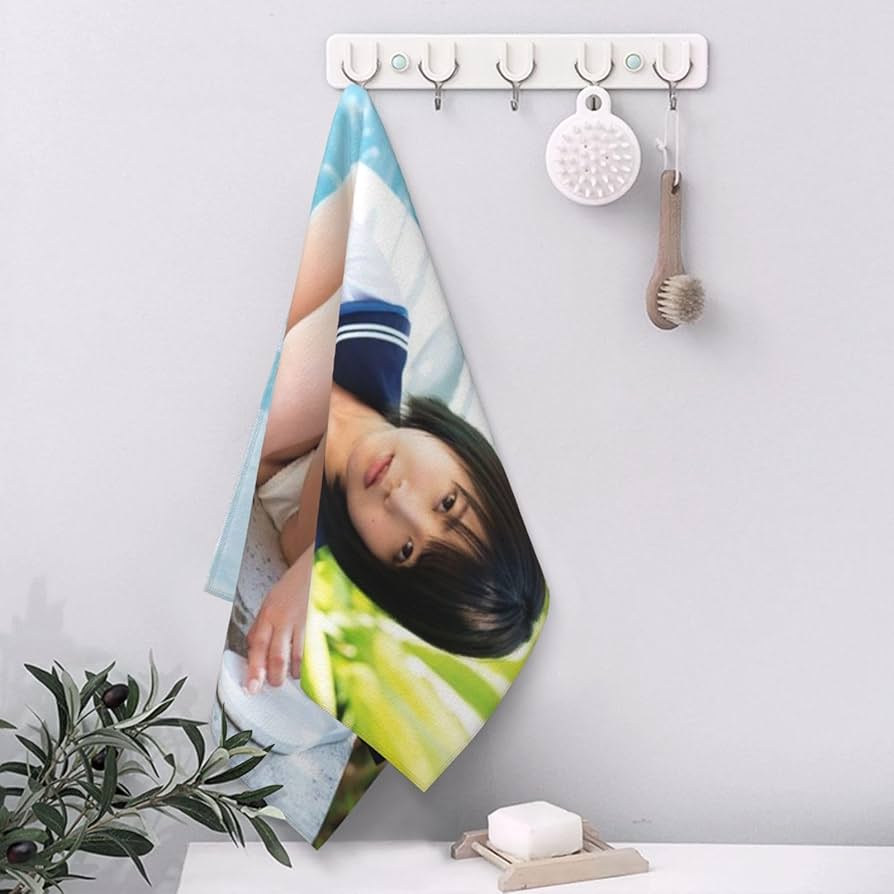 Amazon｜戸田真琴 フェイスタオル タオル やわらかハンドタオル