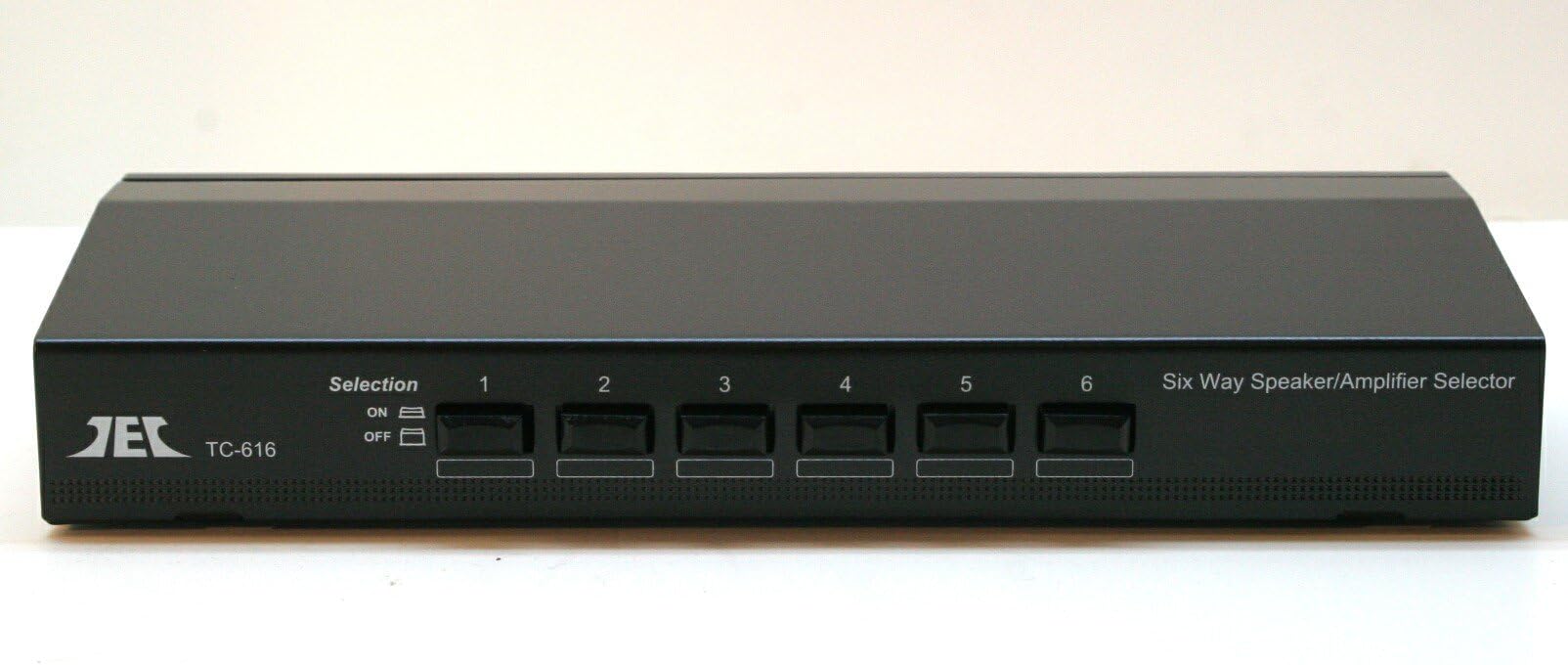 Technolink TC-616 6-Way Stereo Amplifier/Speaker Comparator