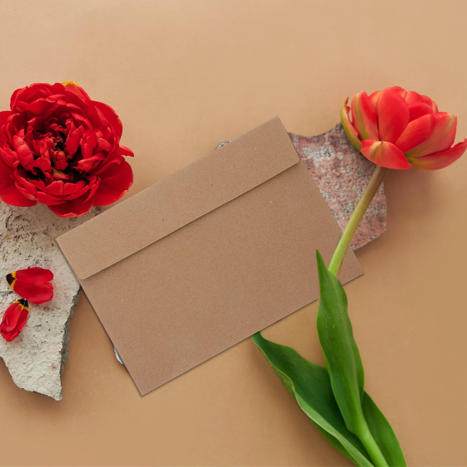 100 piezas Sobres Kraft Autoadhesivos Estraza para Invitaciones Bodas y Tarjetas de Agradecimiento