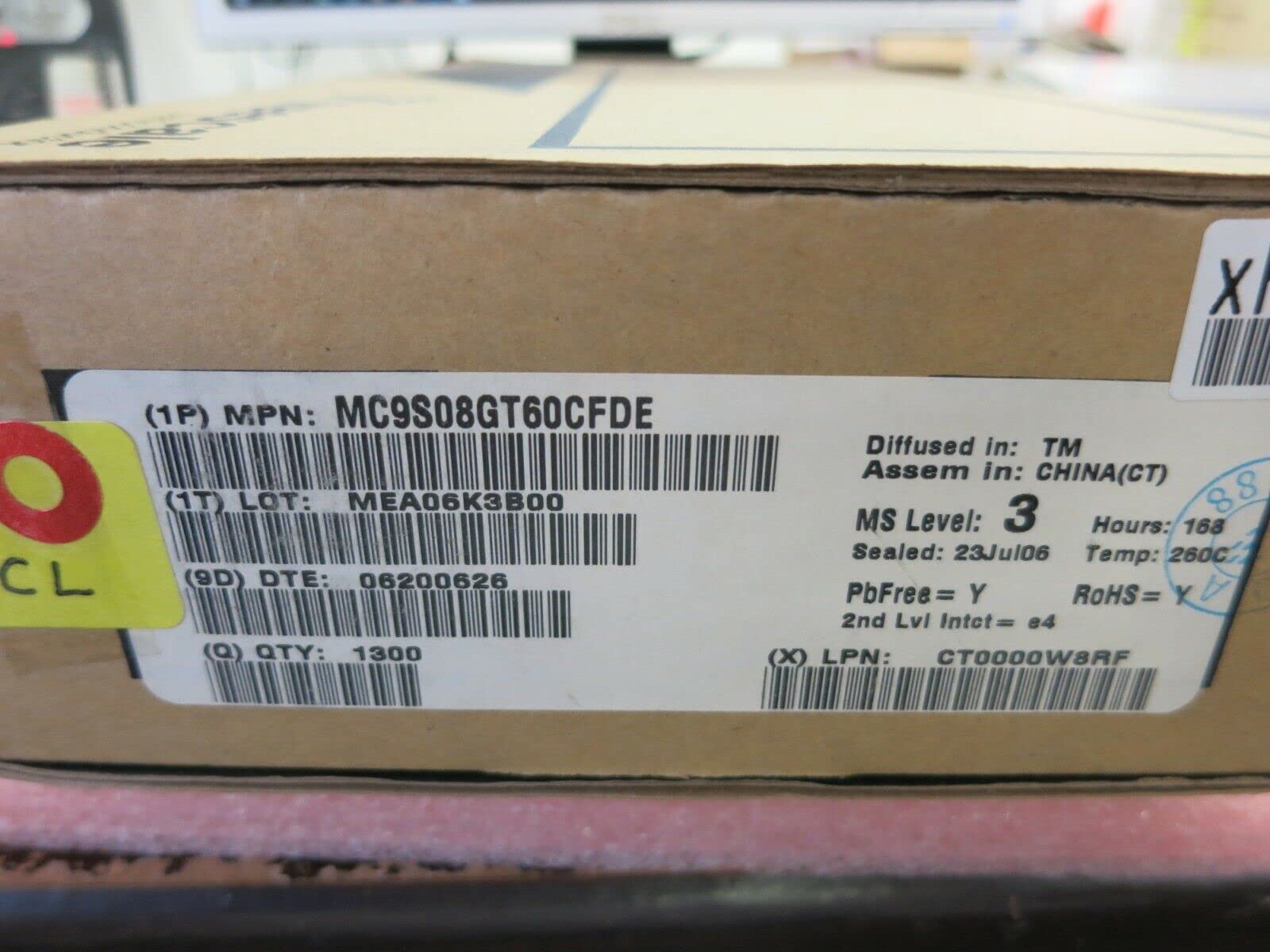 (1300 Pieces) VAACUMM Sealed and Original Pack MC9S08GT60CFDE