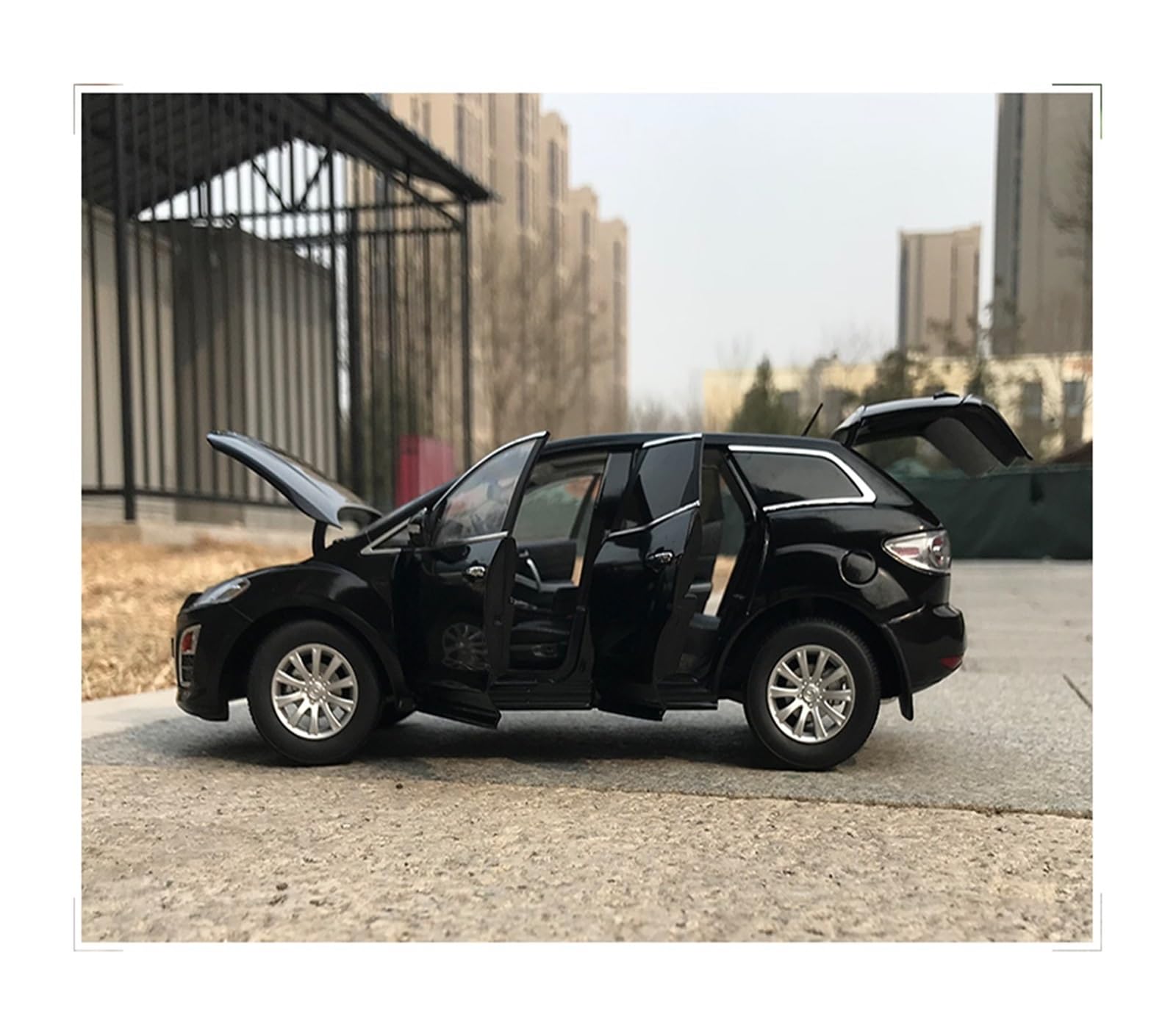 Amazon | マツダ CX-7 SUV オフロード車モデル対象: ダイカスト 1/18