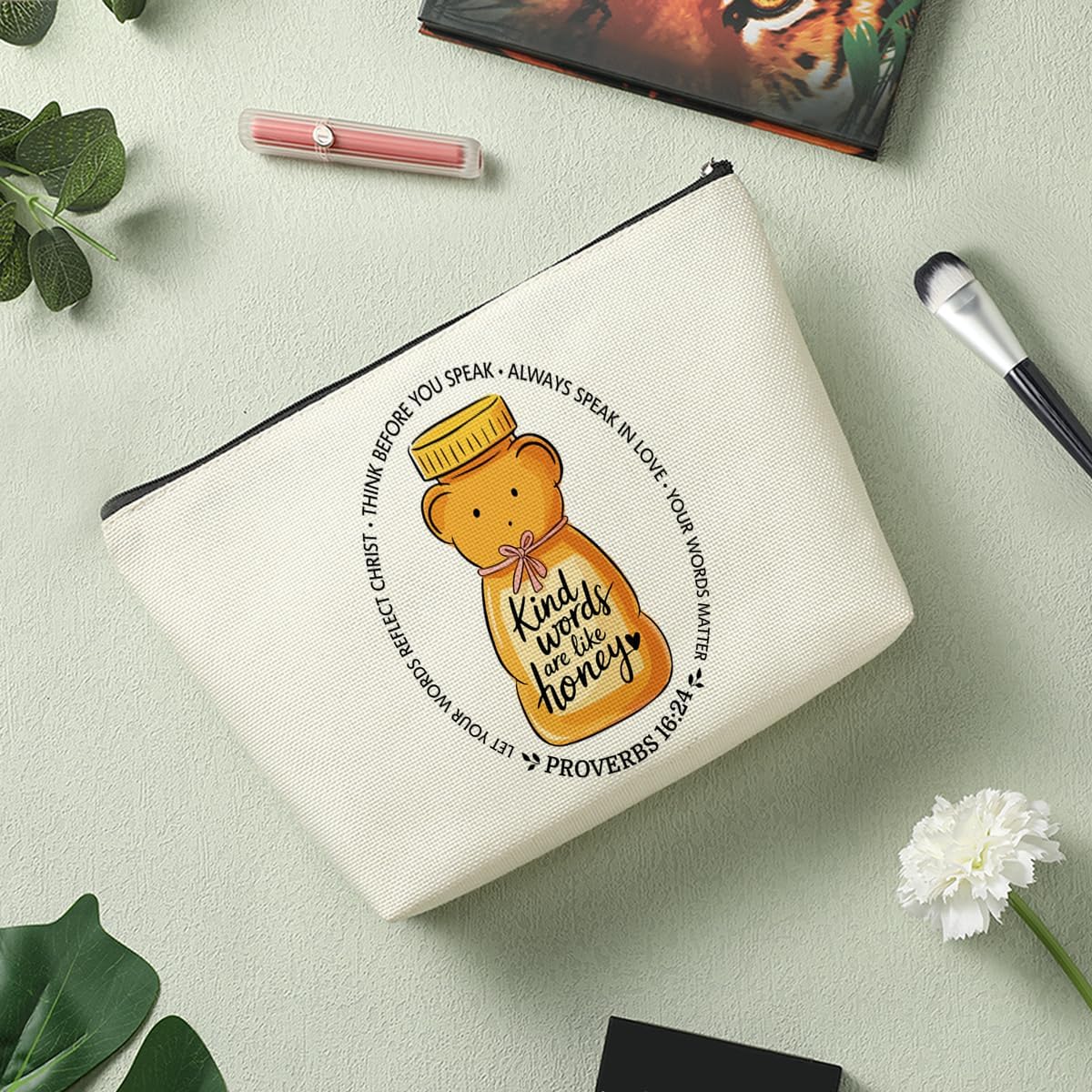 Christian Gifts for Women Faith Jesus Bible Verse Makeup Bag Bear Trendy Coquette Cosmetic Bags Inspirational Gifts for Women Niece Coworker Birthday Christmas Zipper Pouch Travel Toiletry Bag - Image 6