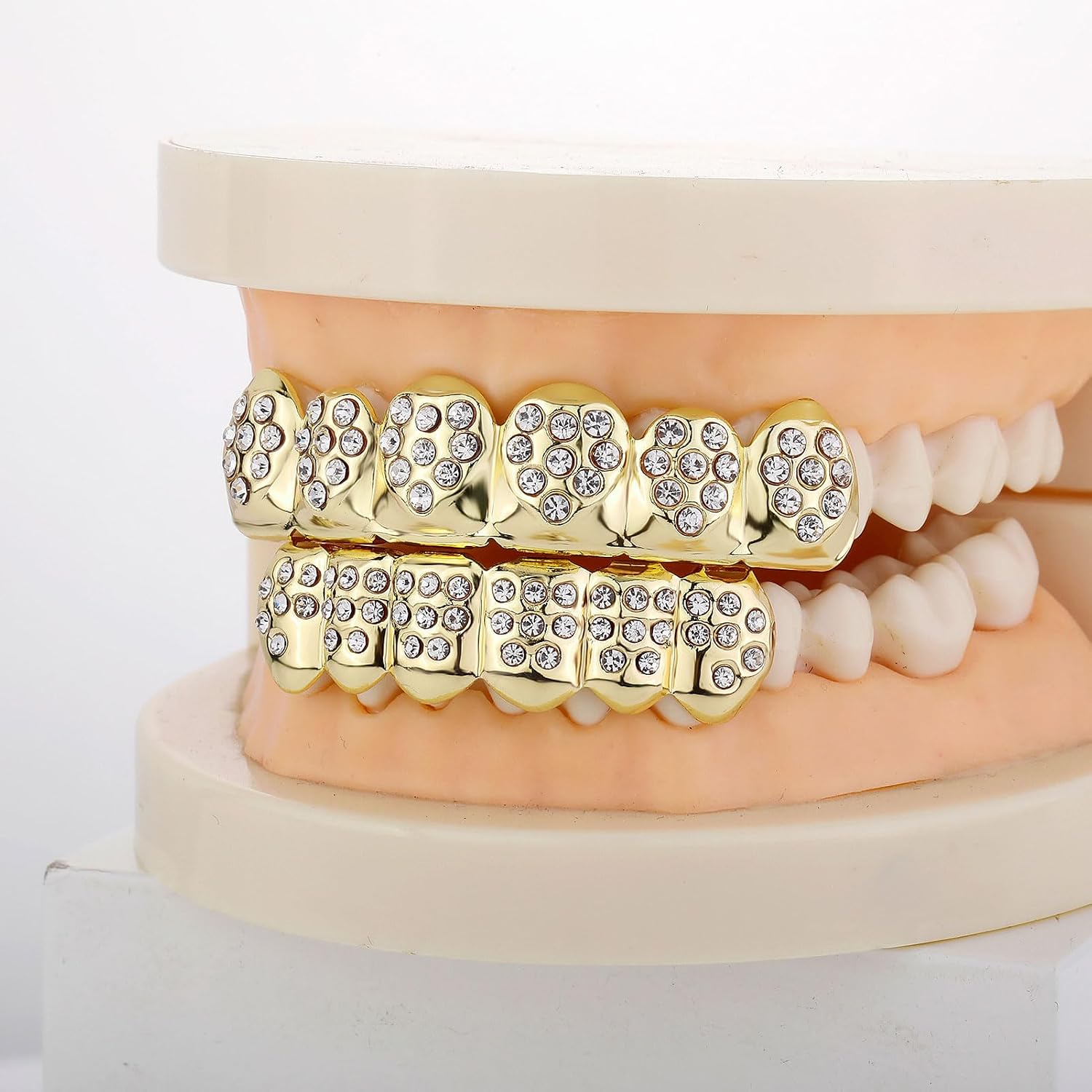 JINAO Gold Grill 14K Gold Plated Iced Out Teeth Grillz Top Bottom Tooth Caps Hip Hop Bling Gold shiny Mouth Grills for your teeth