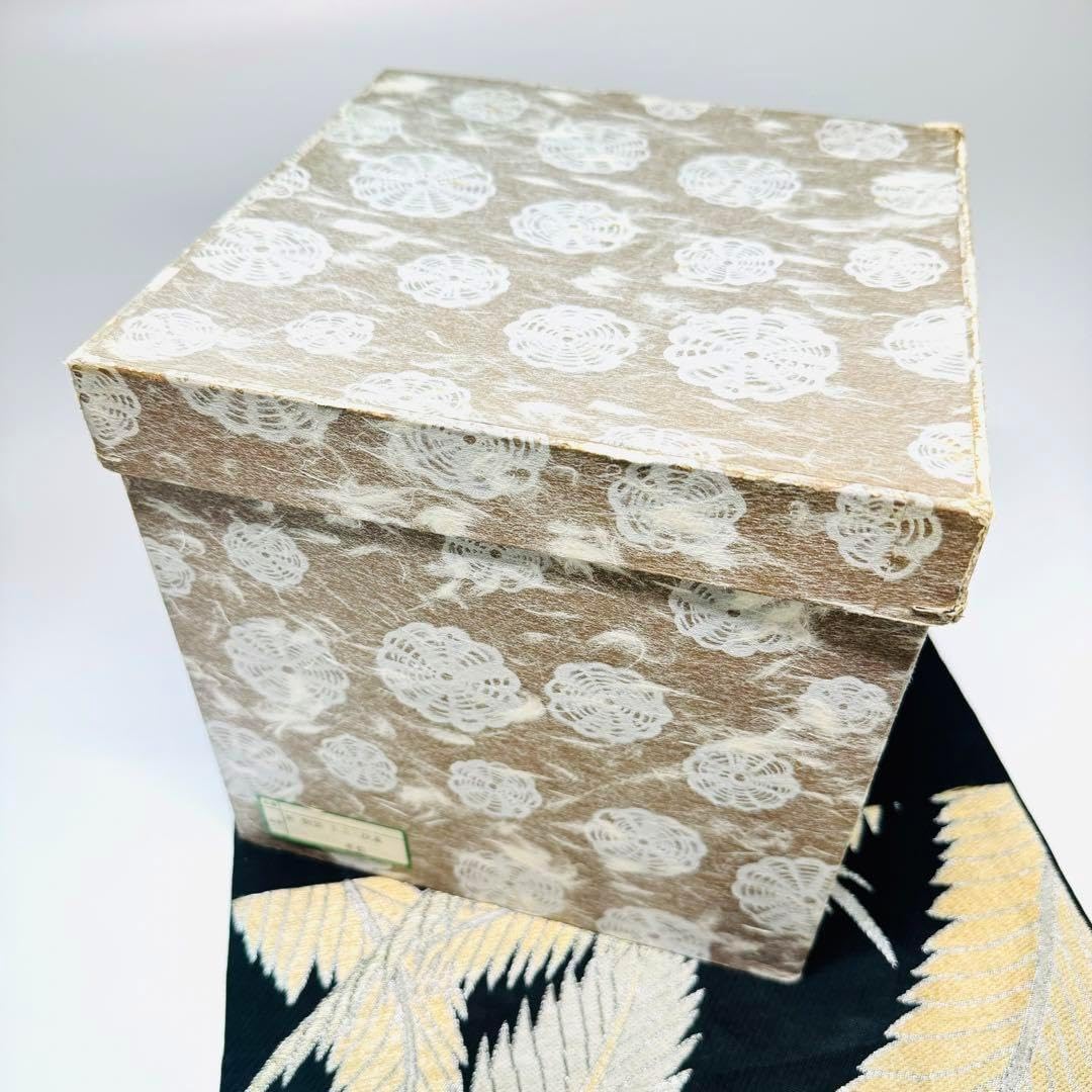 漆器　輪島塗　蒔絵沈金木製　老松文　重箱　箱 漆器 輪島塗 蒔絵沈金木製 老松文 重箱 箱