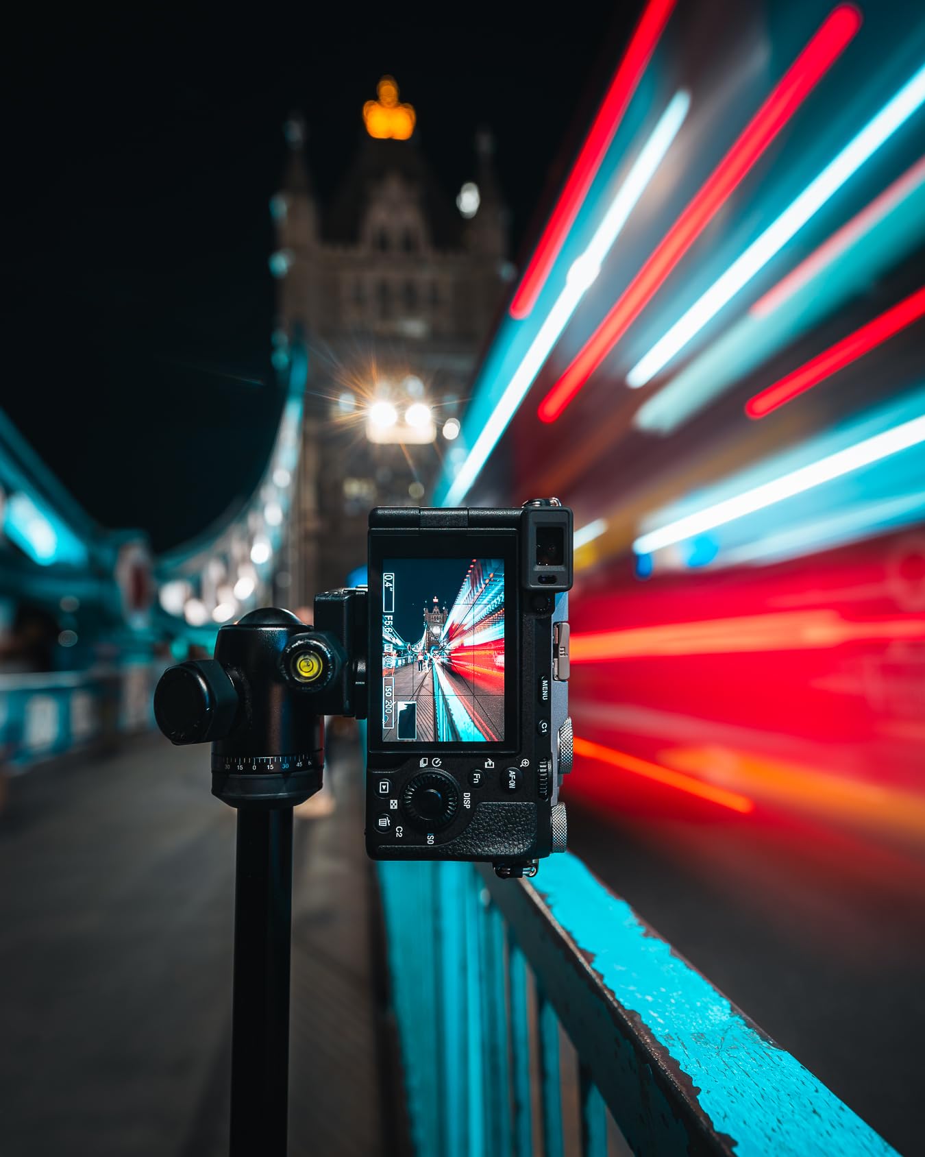 Sony Alpha 7C II – 33 MP Fotocamera mirrorless full frame, autofocus in tempo reale, 10 fps, video 4K, touchscreen inclinabile, compatta e leggera (nera)