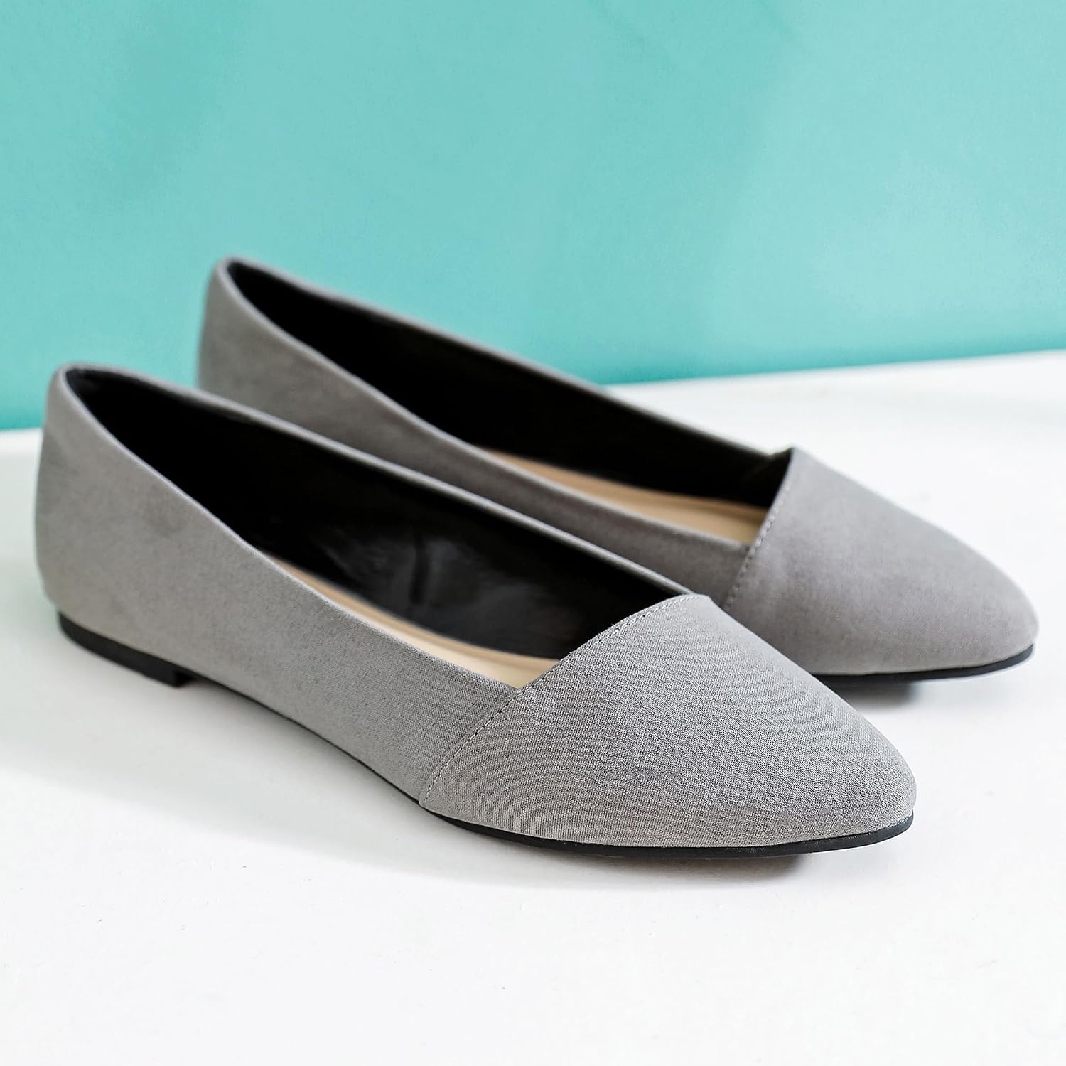 Ataiwee Women's Wide Flat Shoes Pointed Elegant Ballet Flats. image 5
