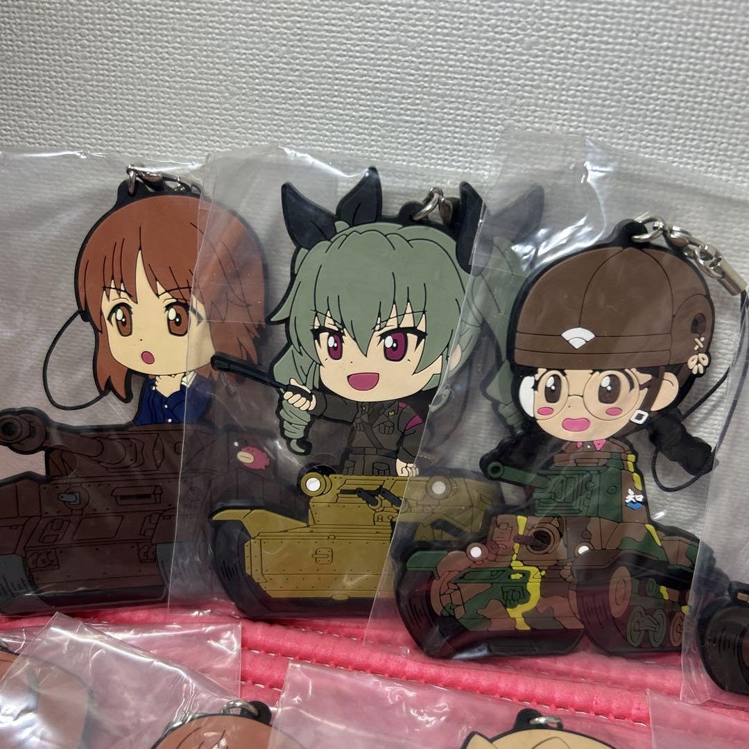 Amazon.co.jp: ガールズ&パンツァー ラバーストラップ セット : ホビー