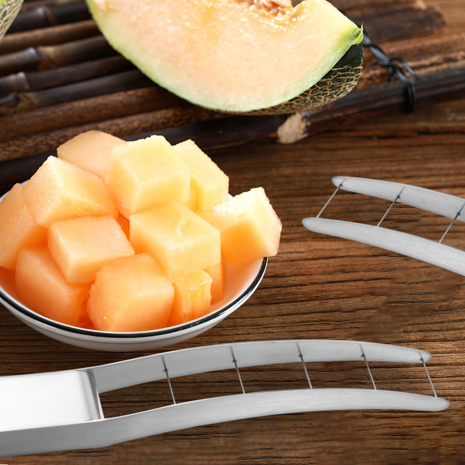Kichvoe 2stücke Wassermelonen Schneidewerkzeug Teiliges Aus Edelstahl Sicherer Fruchtschneider Für Wassermelonen Und Cantaloupe Effizientes Einfaches Zerteilen Für Obstwürfel
