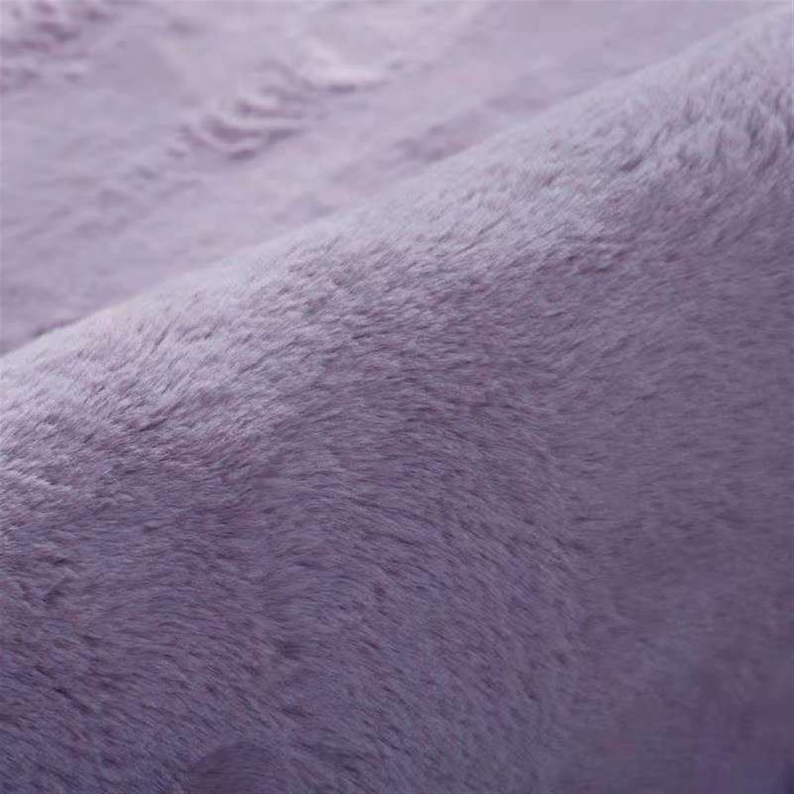 Tapis en fausse fourrure violet résistant aux taches et antidérapant pour protéger le sol
