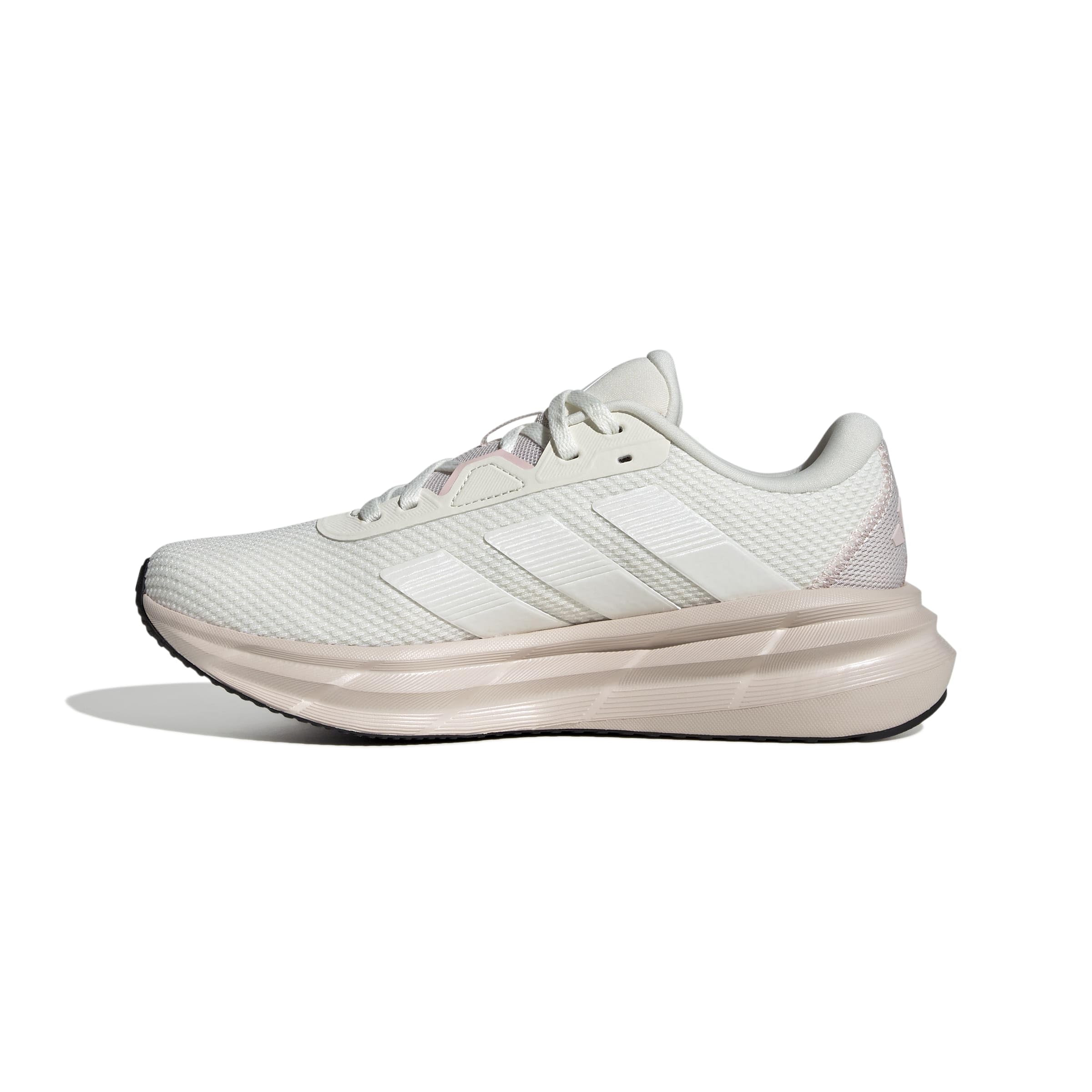 Womens Galaxy 7 Sneakers Shoes - White