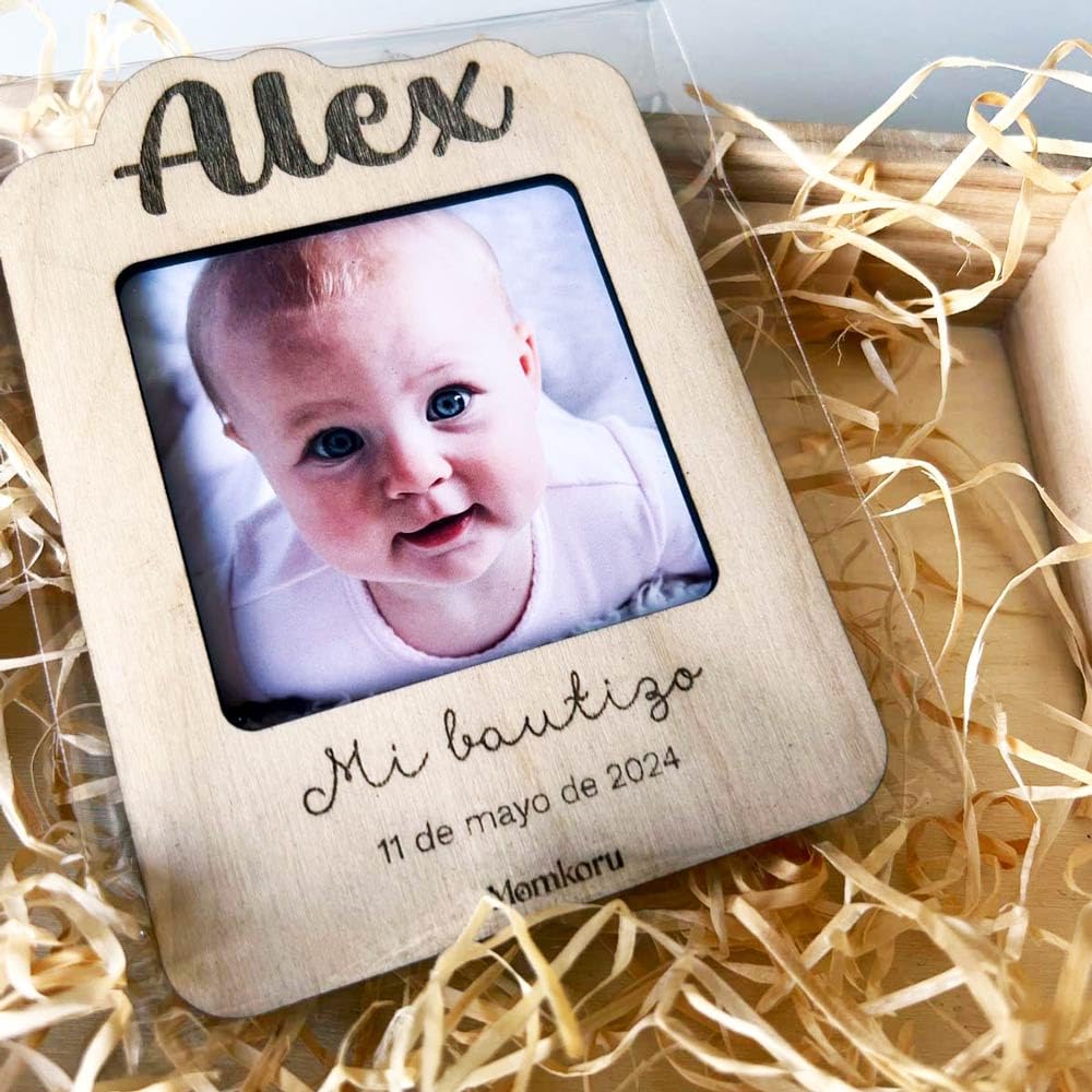 Pack de 5 Portafotos Personalizados para Bautizo en Madera, Marcos de Fotos para Comunión y Celebraciones, Incluye Imanes y Fotos - Recuerdo para Invitados