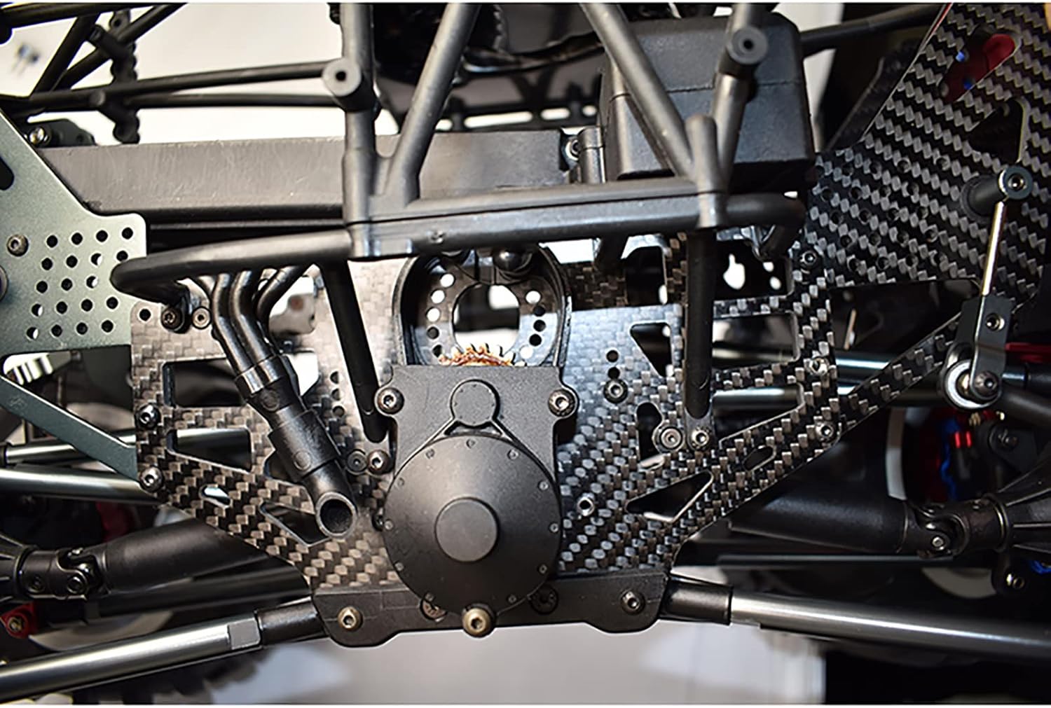 RC Side Skid Plate, Carbon Fiber Side Skid Chassis Plate Accessory Suitable for LOSI 1/8 LMT Solid AXLE 4WD Monster Truck LOS04022 RC Car