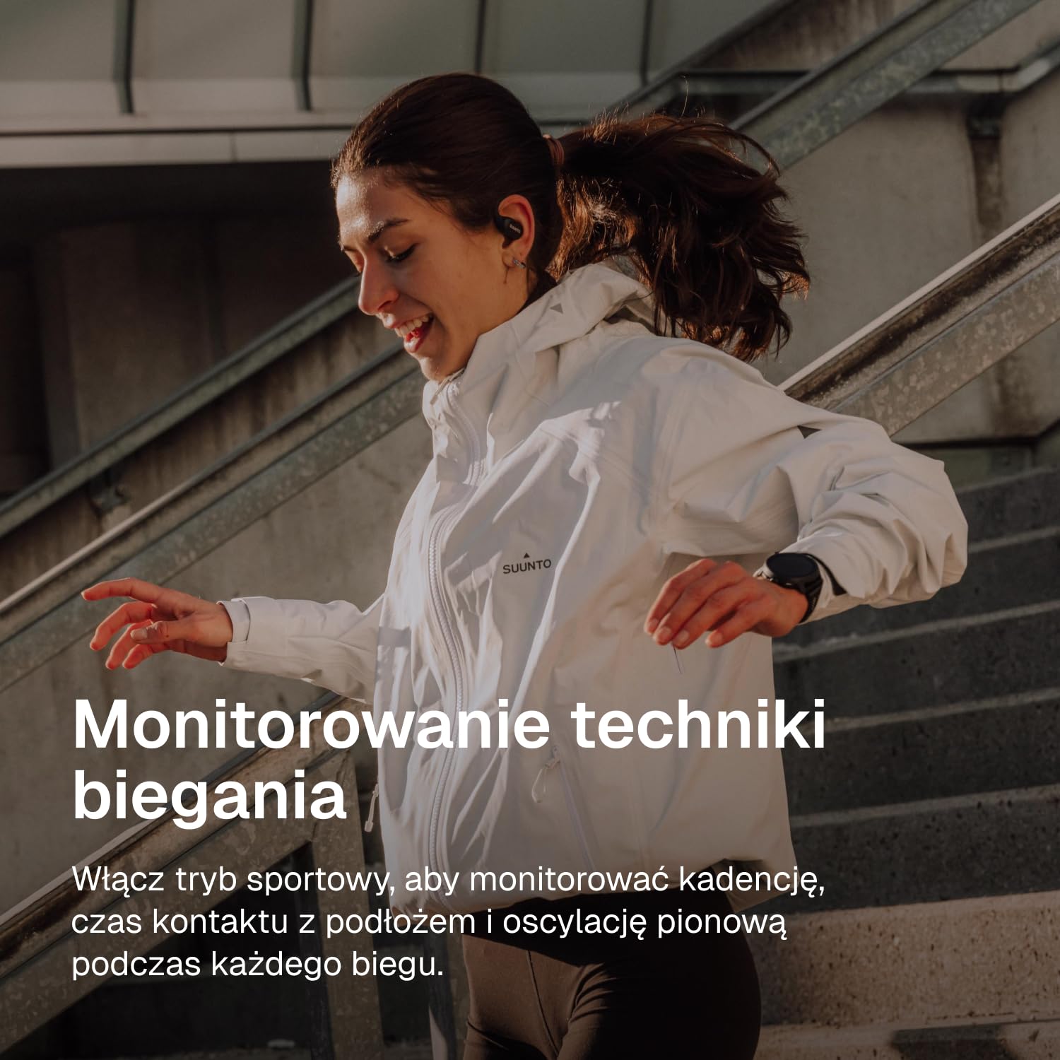 SUUNTO Spark – sportowe słuchawki douszne typu Open Ear, lekkie i wygodne, wodoodporność IP55, do 36 h odtwarzania, Bluetooth 5.4, sterowanie ruchem głowy – do treningu i codziennej aktywności.