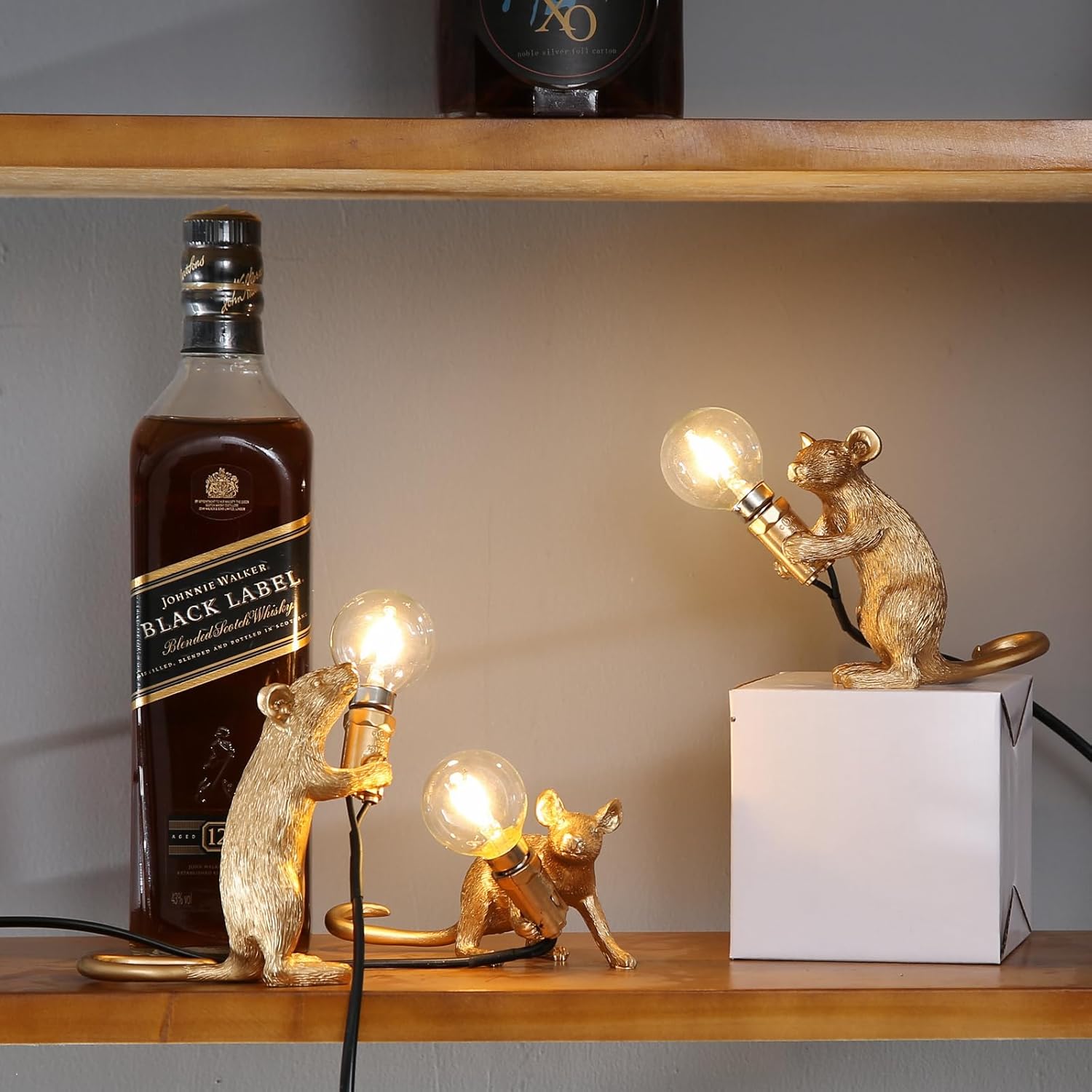 Modern Resin Mouse Lamp Table Lights Creative Desk Lamps Bedside Gift Decoration LED Bedroom,Study Room (Gold-Standing)