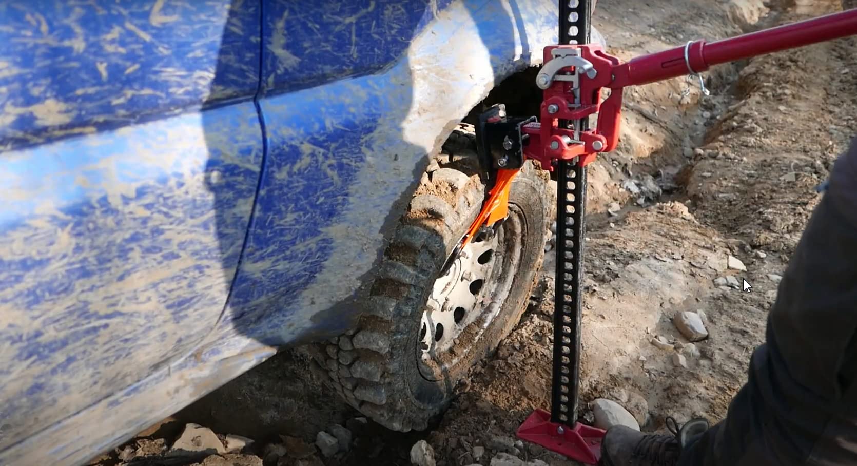 Farm Jack Hi-Lift Allzweckheber Zahnstangenheber 3 Ton 153cm | Wagenheber SUV Max. 133cm Hubhöhe | Hebebühne Auto Zubehör | Rasentraktor, Forst und Offroad Zubehör