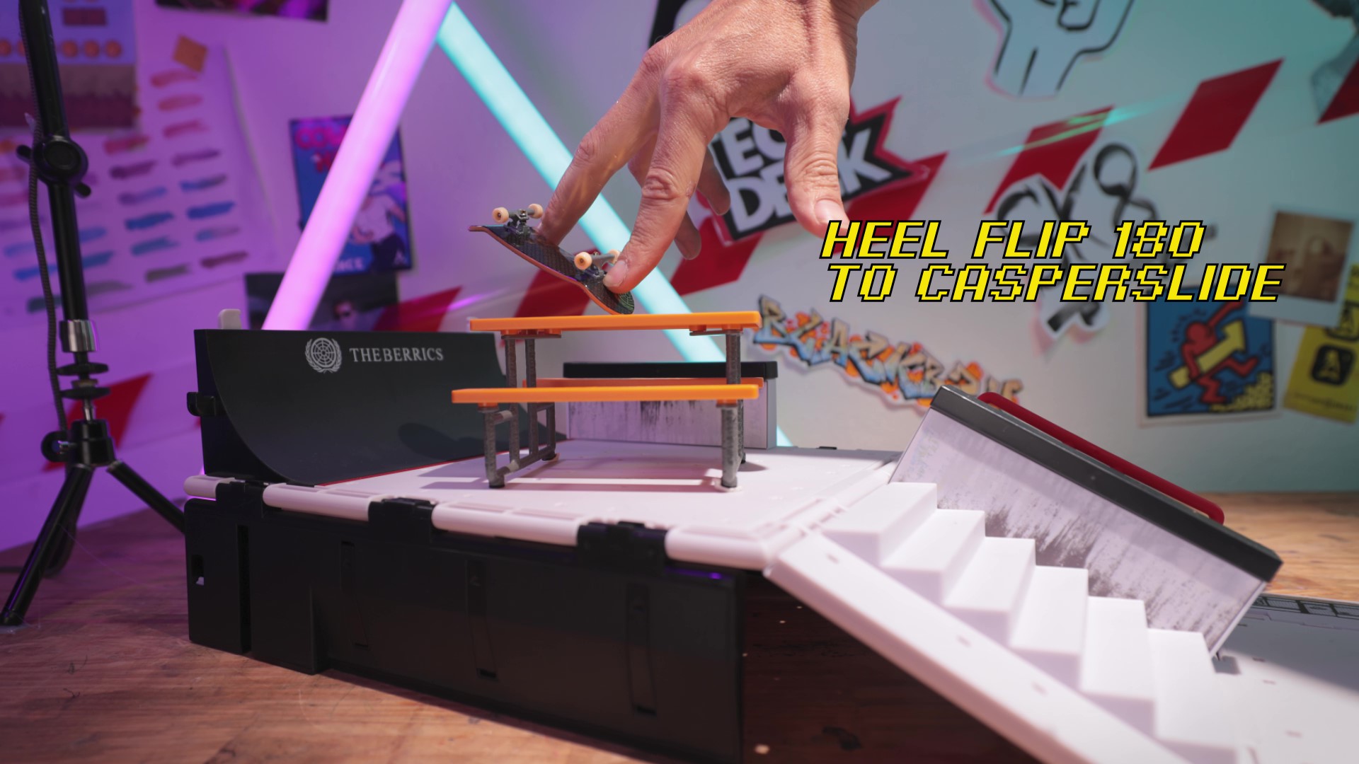 Amazon.com: TECH DECK, The Berrics Transforming Park, X-Connect