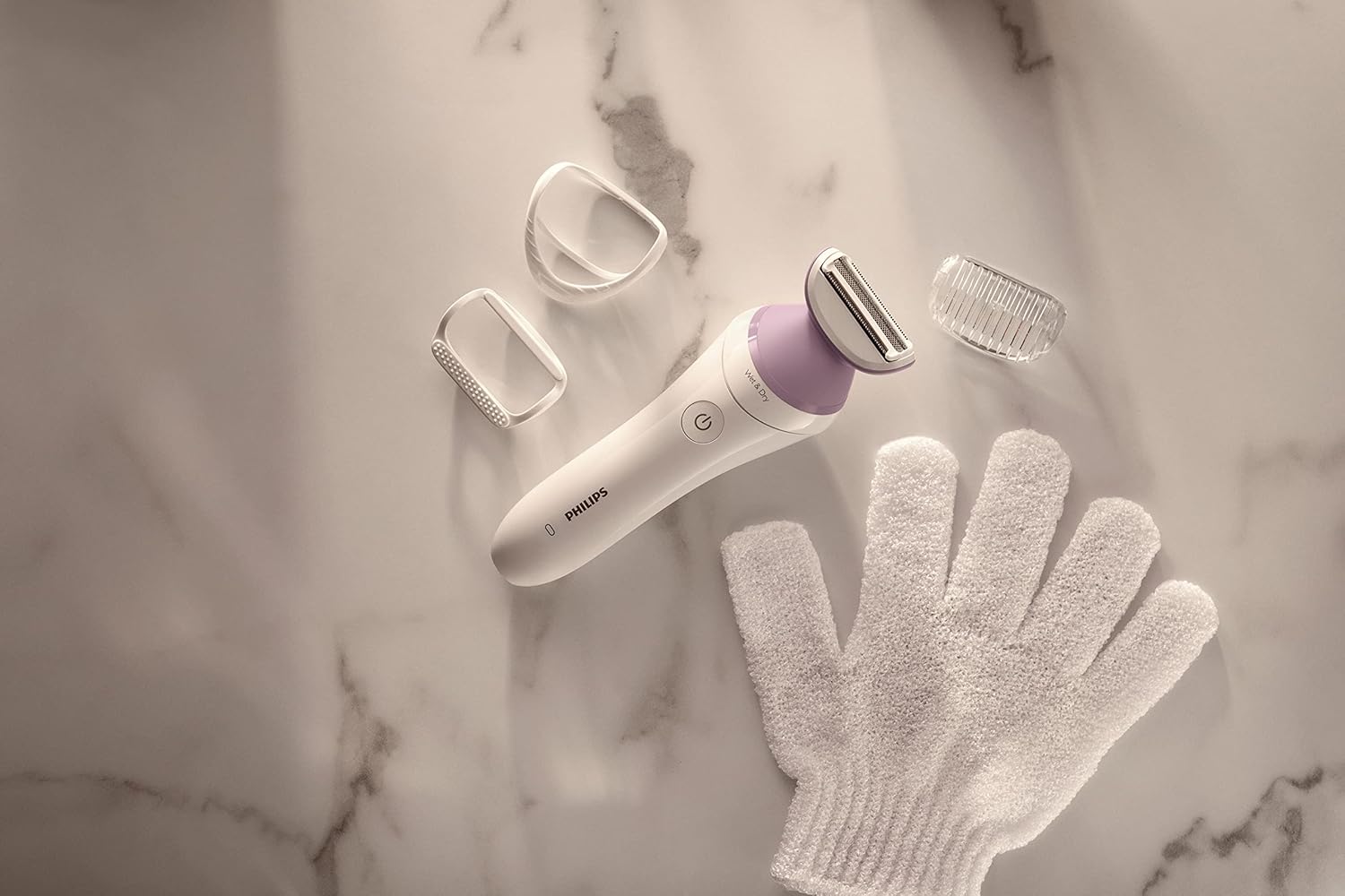 Aparador de pelos elétrico Philips Lady Shaver Series 6000 – BRL136/00 em promoção! Veja a oferta e mais achadinhos de Depilação 5 Hoje é o melhor dia para comprar Aparador de pelos elétrico Philips Lady Shaver Series 6000 – BRL136/00 com aquele preço maroto! Promoção! Aproveite a oferta! 5