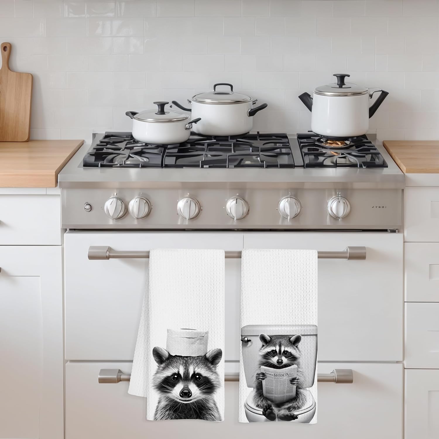 Funny Raccoon Hand Towels for Bathroom Set of 2, Funny Animal Kids Bathroom Decor, Raccoon Gifts for Women, 16x24 Inch - Image 5