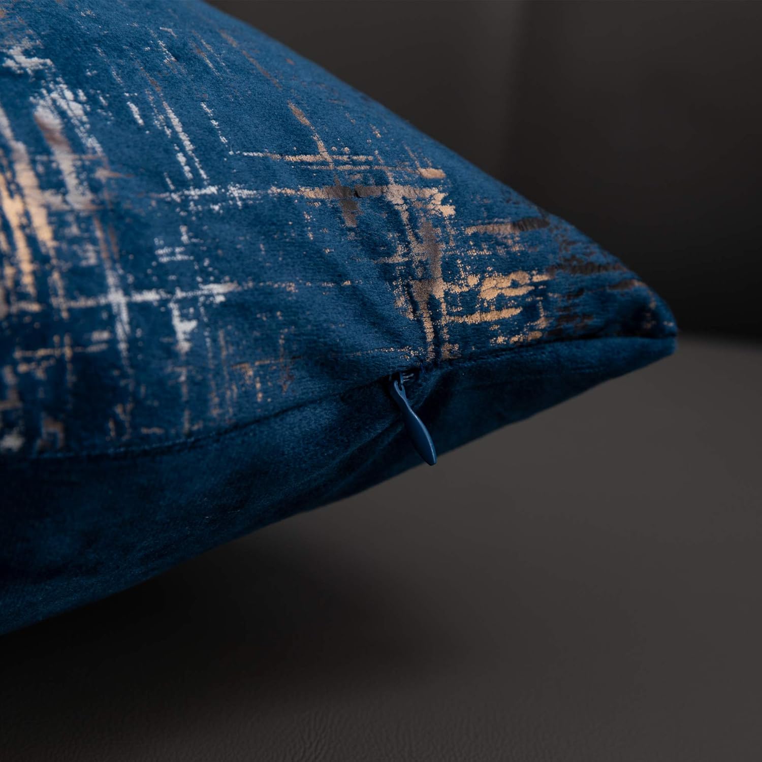 Nanhiking Velvet Soft tie-dye Throw Pillow Covers Navy Decorative Square 20x20inch Cushion Case for Sofa Bedroom Car 2 Pack(Navy 20x20) : Home & Kitchen