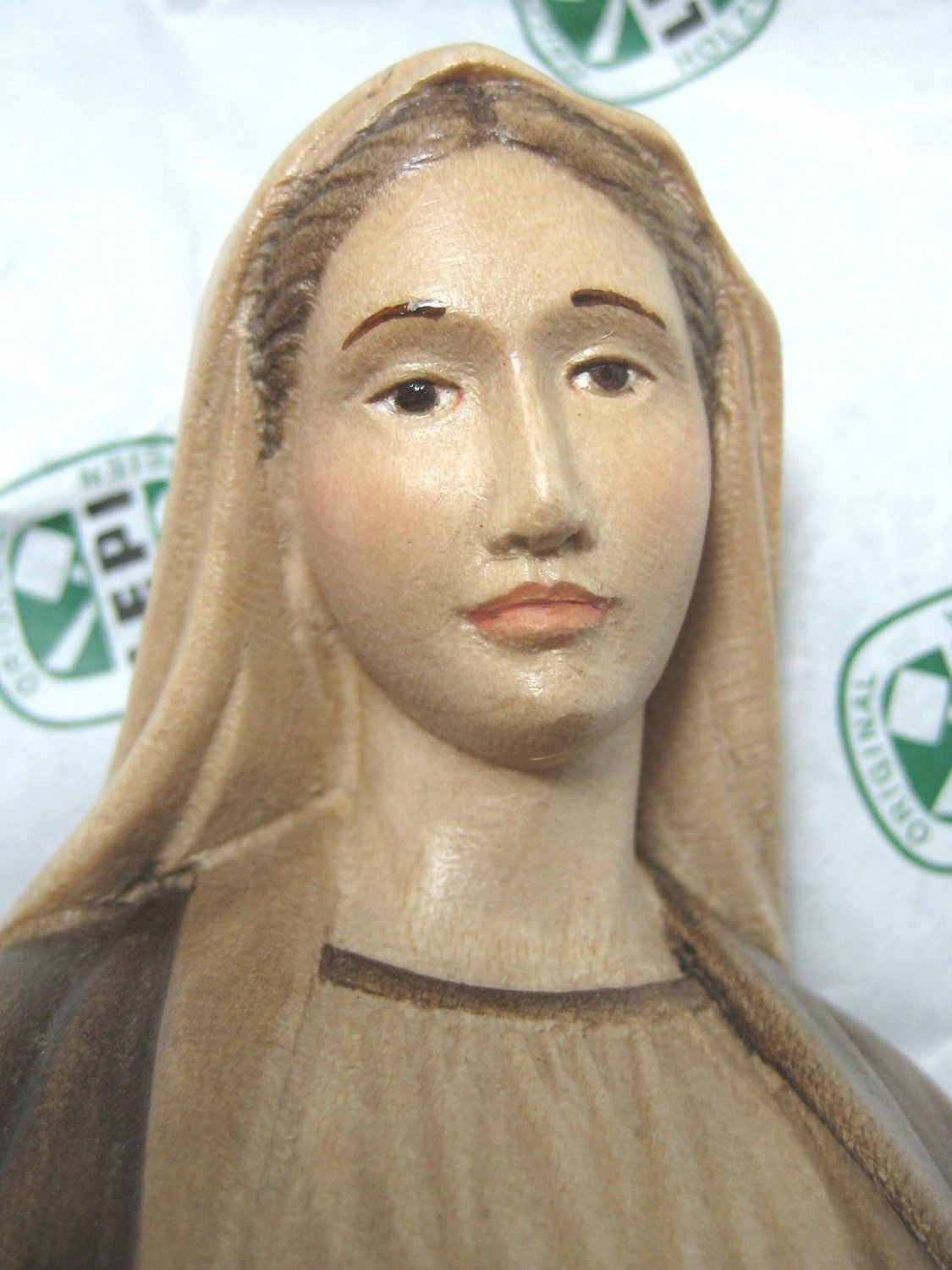 Amazon.co.jp: マリア像のトップブランド 創業100年《レーピ》木彫り