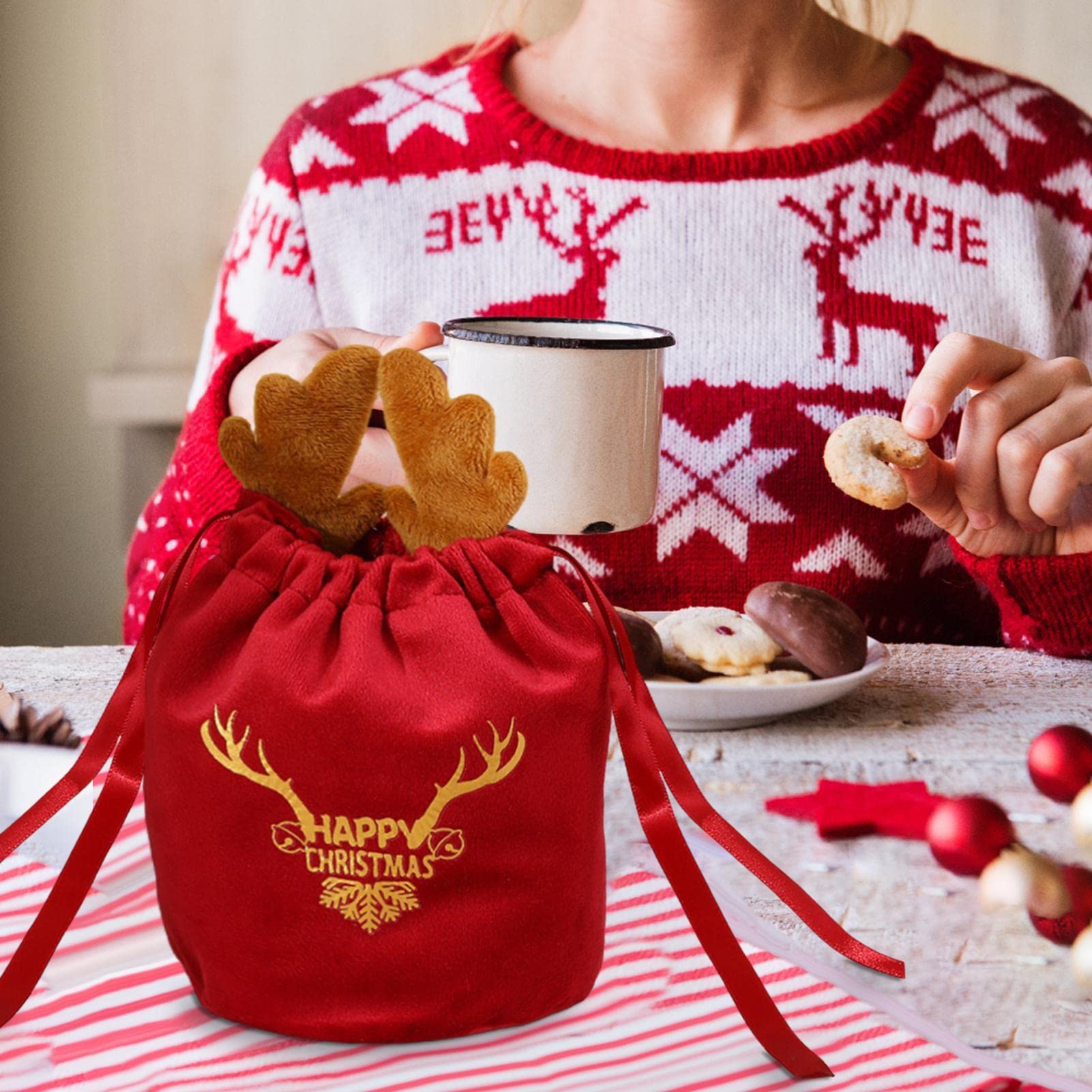 DEARBAG 12 Sacchetti Natalizi in Velluto, Sacchetti di Velluto Regalo di Natale con Coulisse Riutilizzabili per Regali e Caramelle, Christmas bags