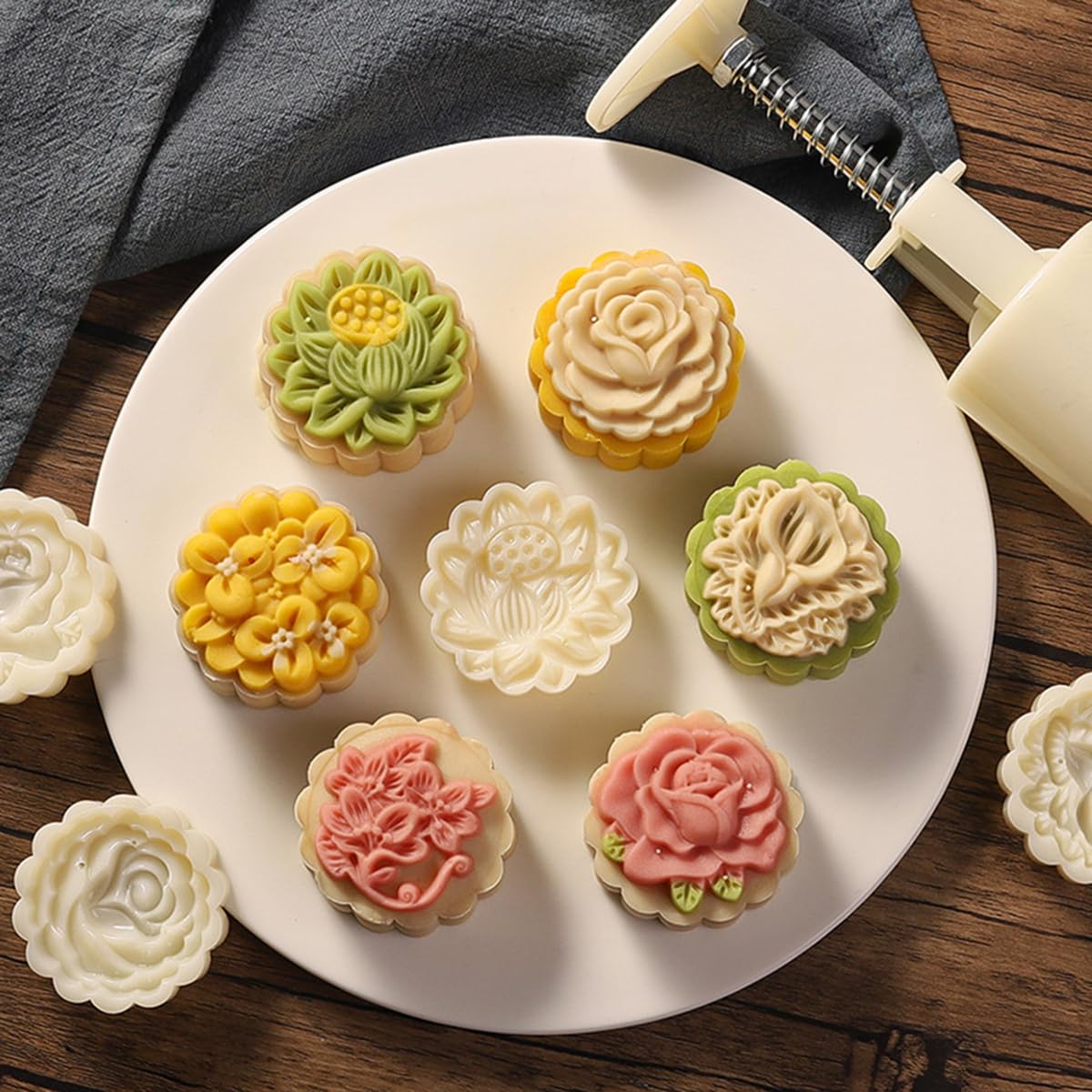 Amazon｜月餅の型 花 50g ムーンケーキ型セット花の形の月餅型 月餅